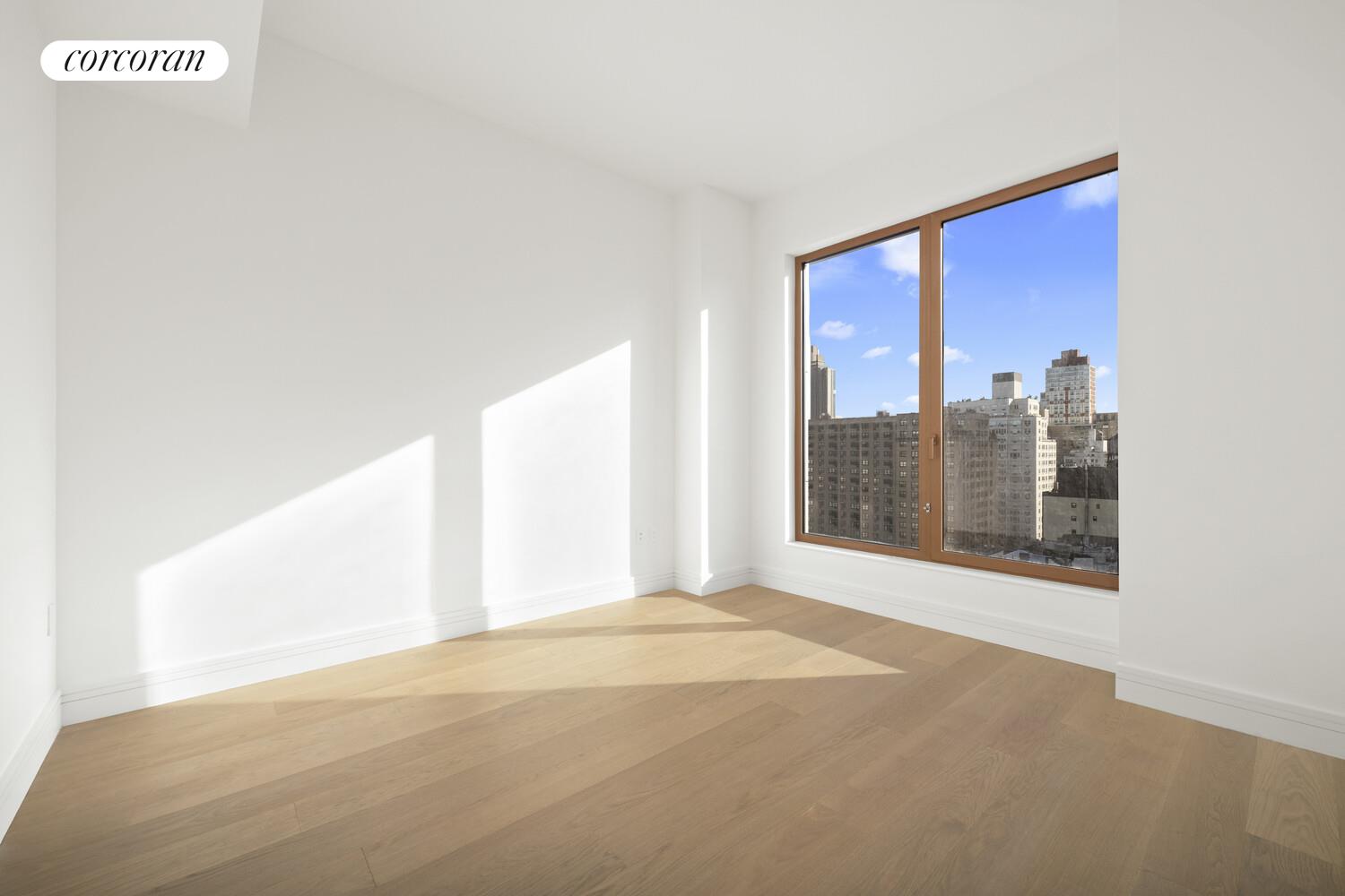 #4 photo, New York City, Lenox Hill , NY 10021