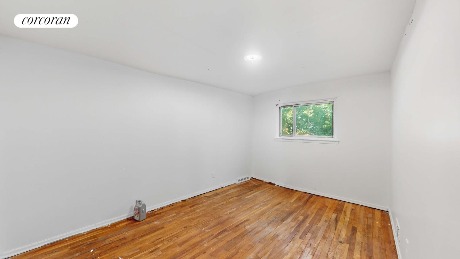 #11 photo, 923 ASHFORD Street, New Lots , NY 11207