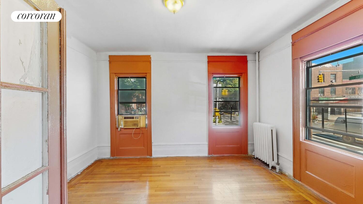 #3 photo, Astoria, Astoria , NY 11106