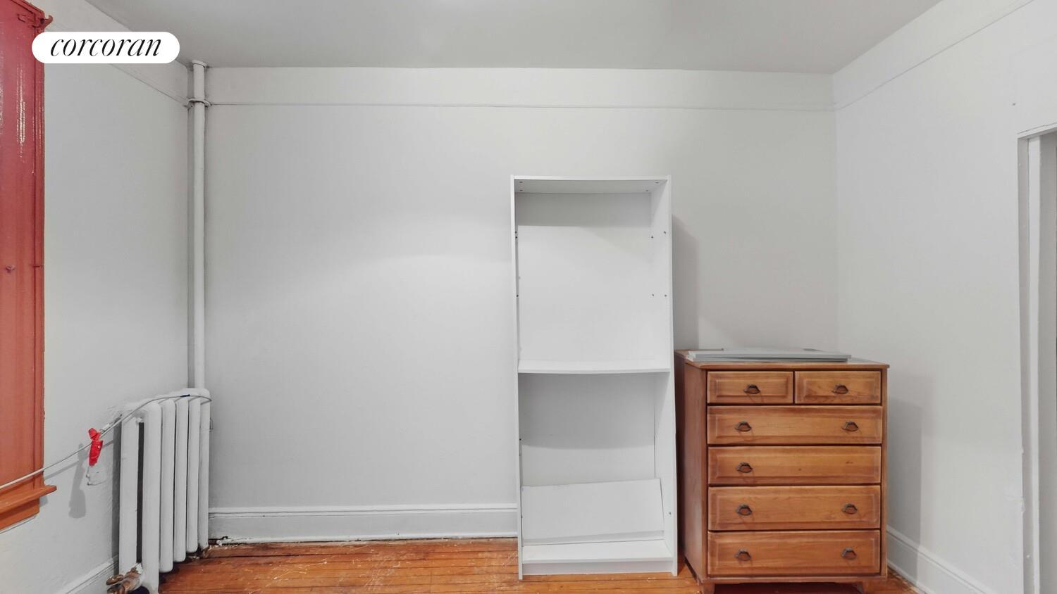 #8 photo, Astoria, Astoria , NY 11106