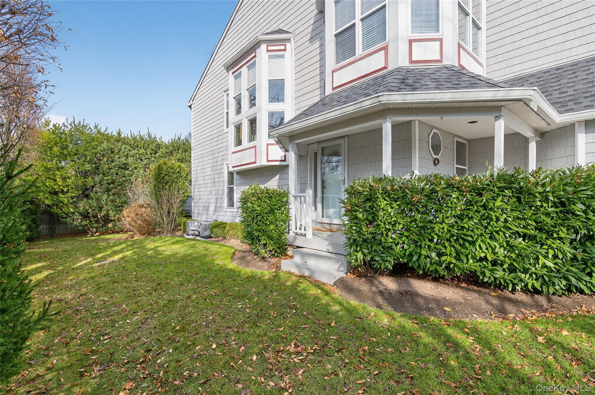 #2 photo, 1 Parkridge Court, سوفولك Huntington , NY 11743