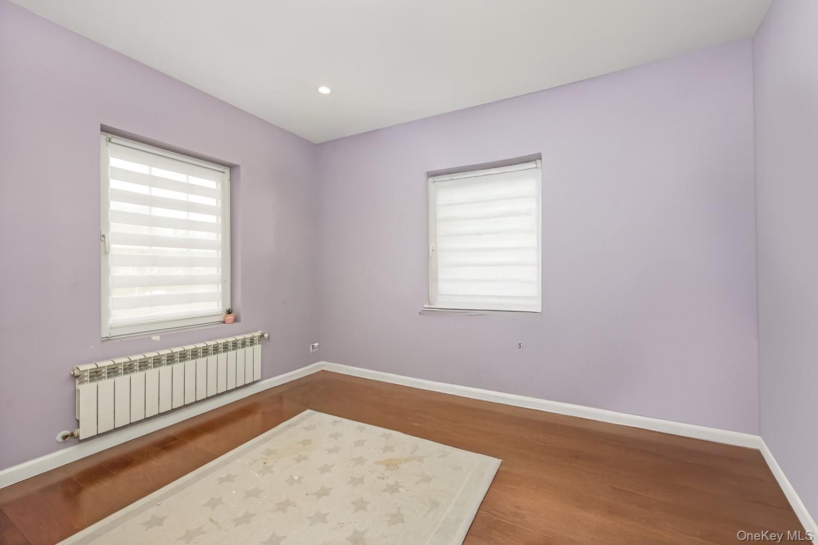 #18 photo, 64-68 83 Place, 뉴욕퀸즈 Middle Village , NY 11379