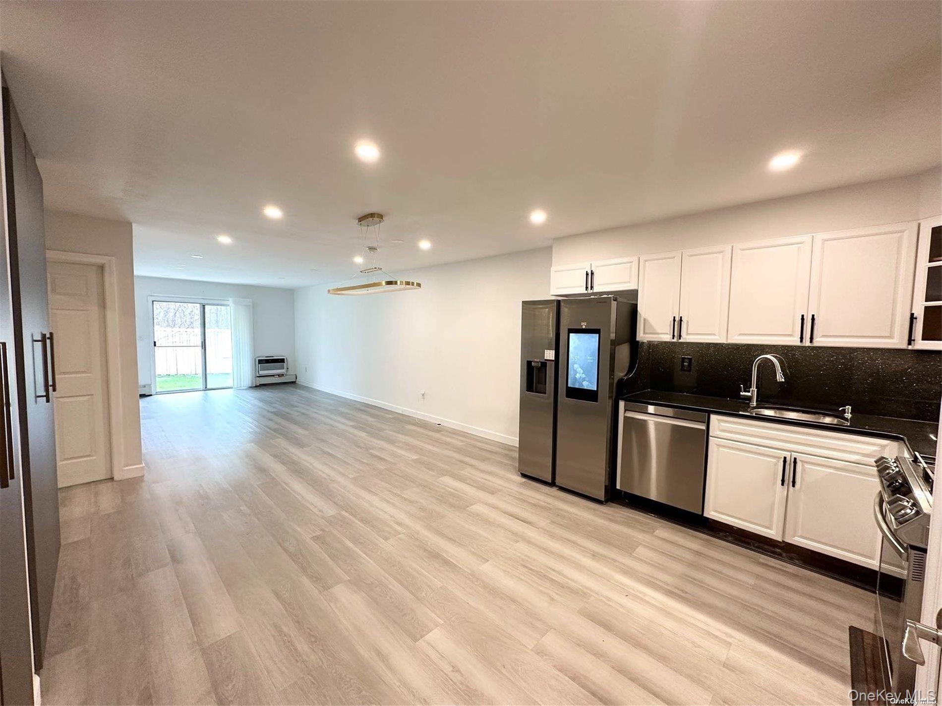 #10 photo, 13-36 Robin Lane, Bayside , NY 11360