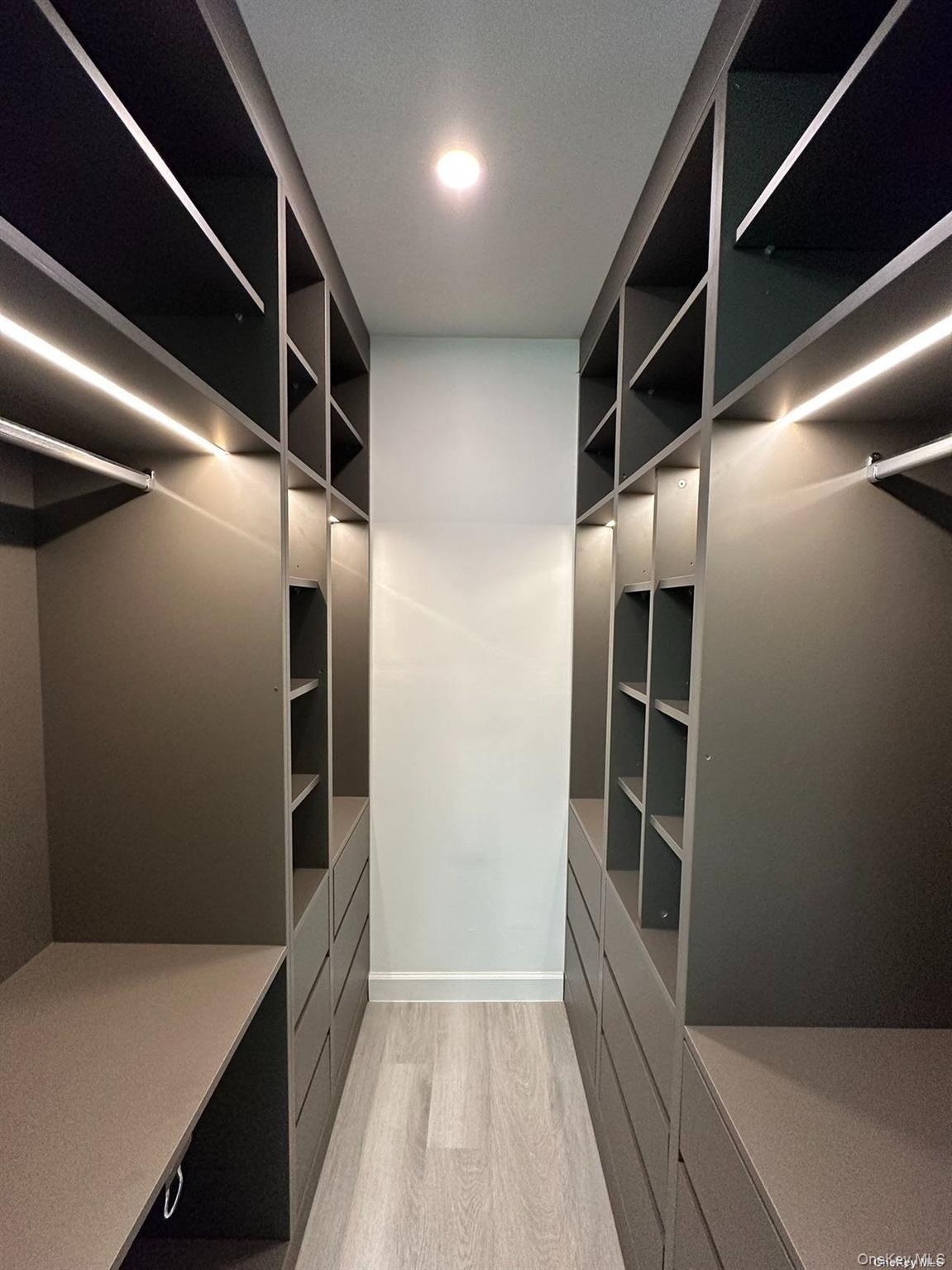 #14 photo, 13-36 Robin Lane, Bayside , NY 11360