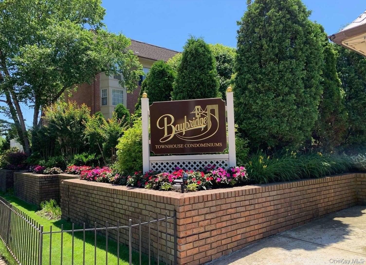 #2 photo, 13-36 Robin Lane, Bayside , NY 11360