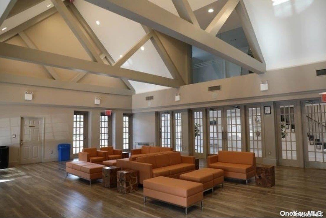 #7 photo, 13-36 Robin Lane, Bayside , NY 11360