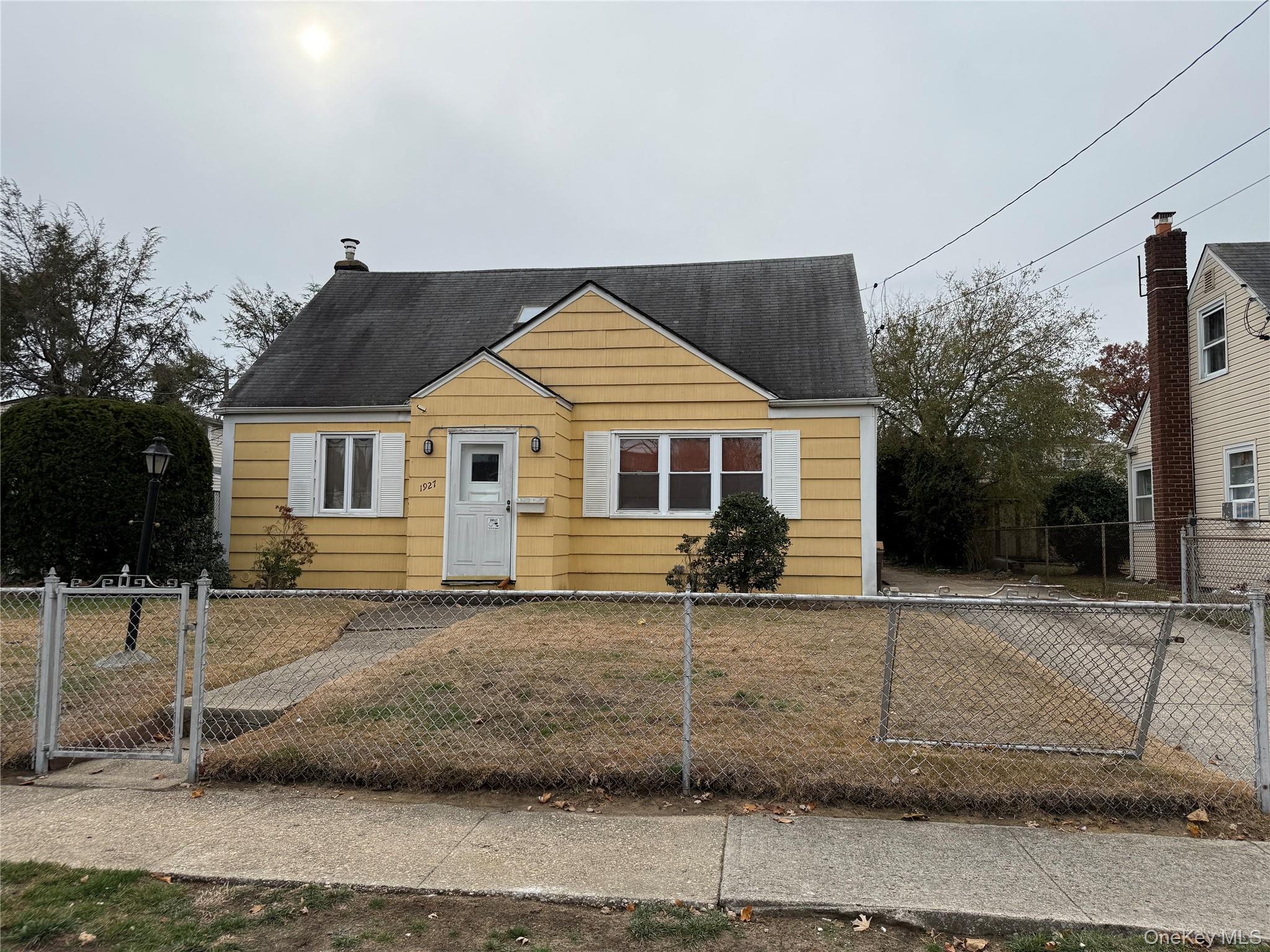 #2 photo, 1927 Franklin Road, Valley Stream , NY 11580