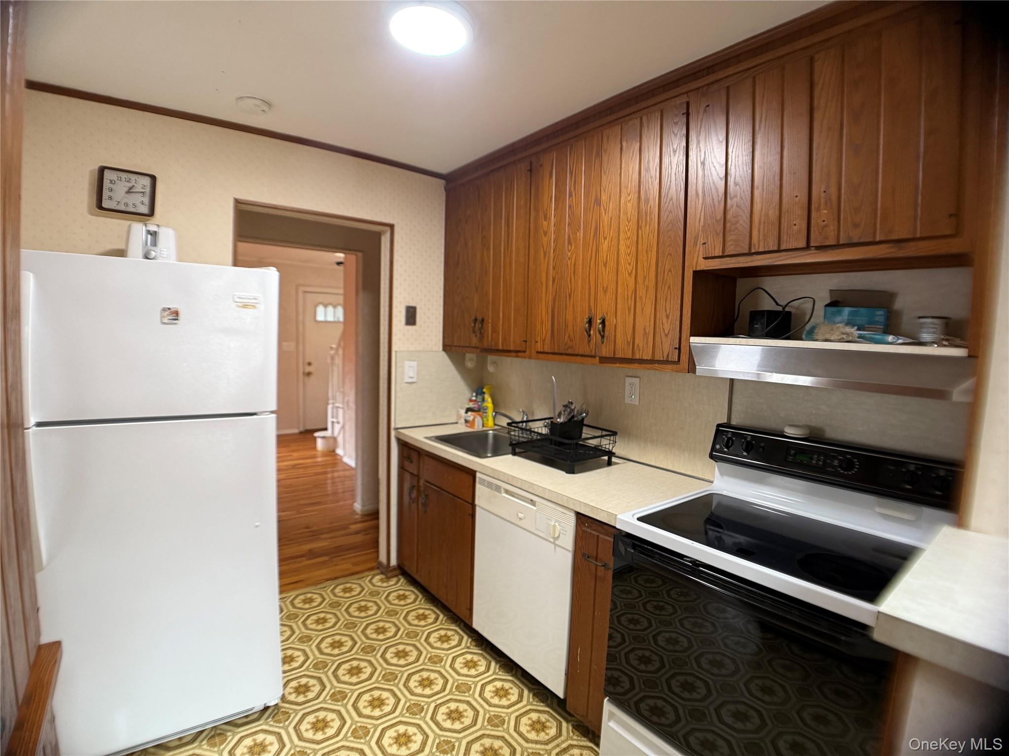 #4 photo, 1927 Franklin Road, Valley Stream , NY 11580