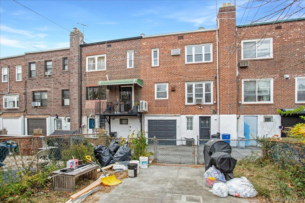 #15 photo, 6409 78th Street, 皇后区 中村 Middle Village , NY 11379