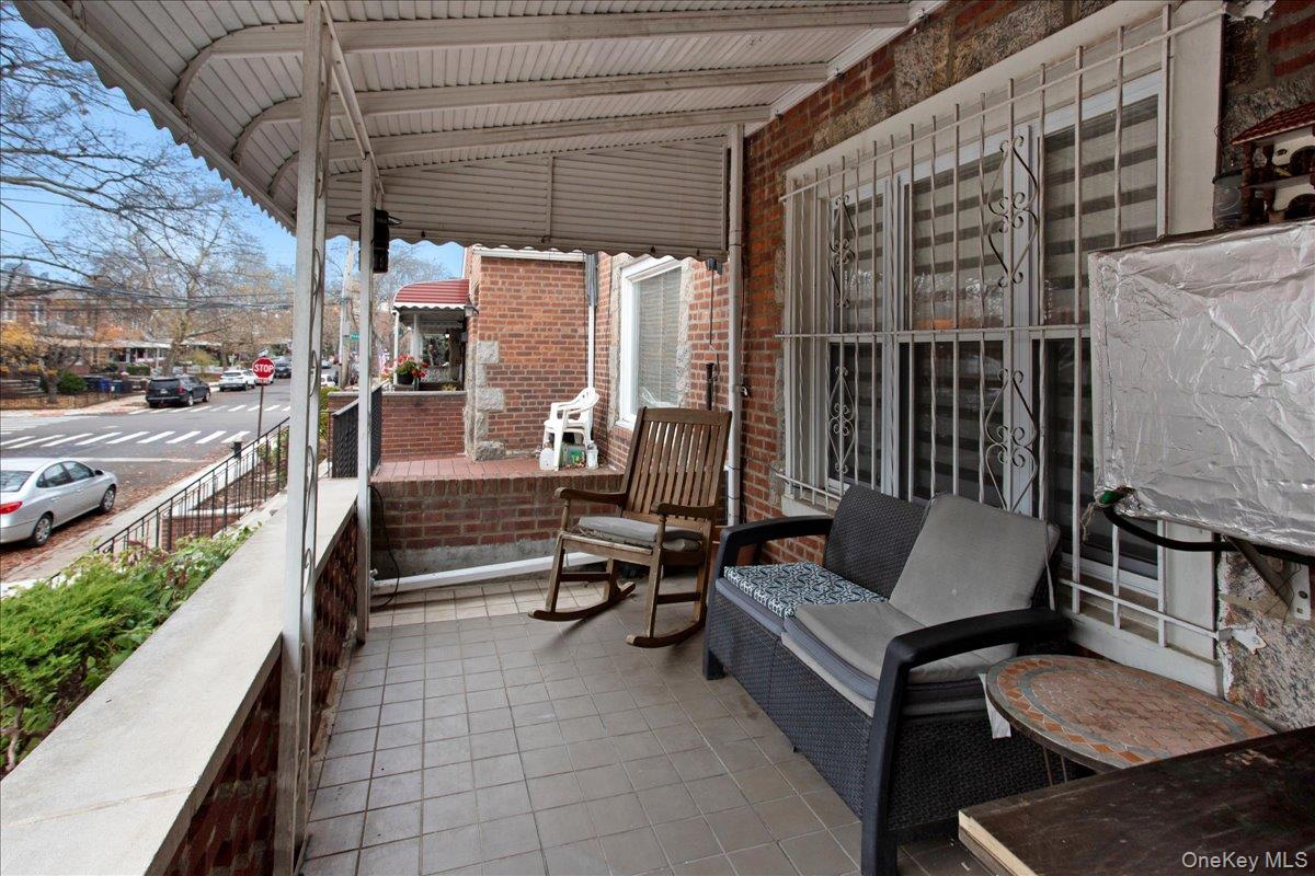 #2 photo, 6409 78th Street, 皇后区 中村 Middle Village , NY 11379