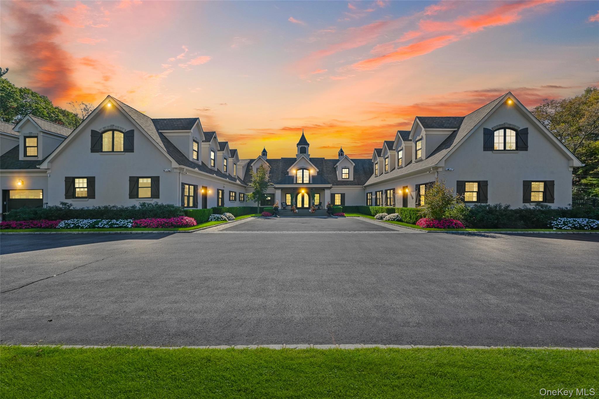 #1 photo, 15 High Ridge Lane, Matinecock , NY 11771