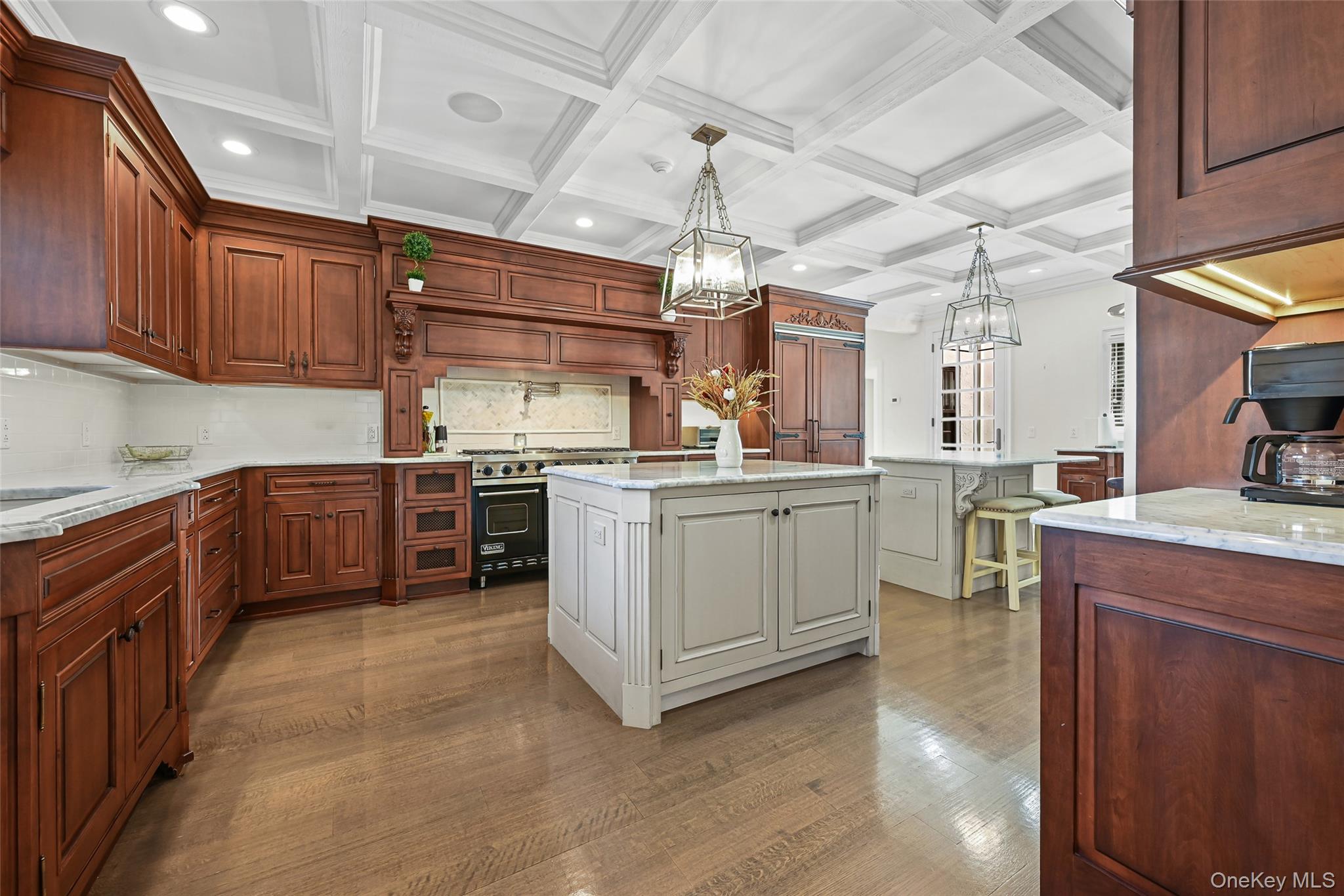 #10 photo, 15 High Ridge Lane, Matinecock , NY 11771