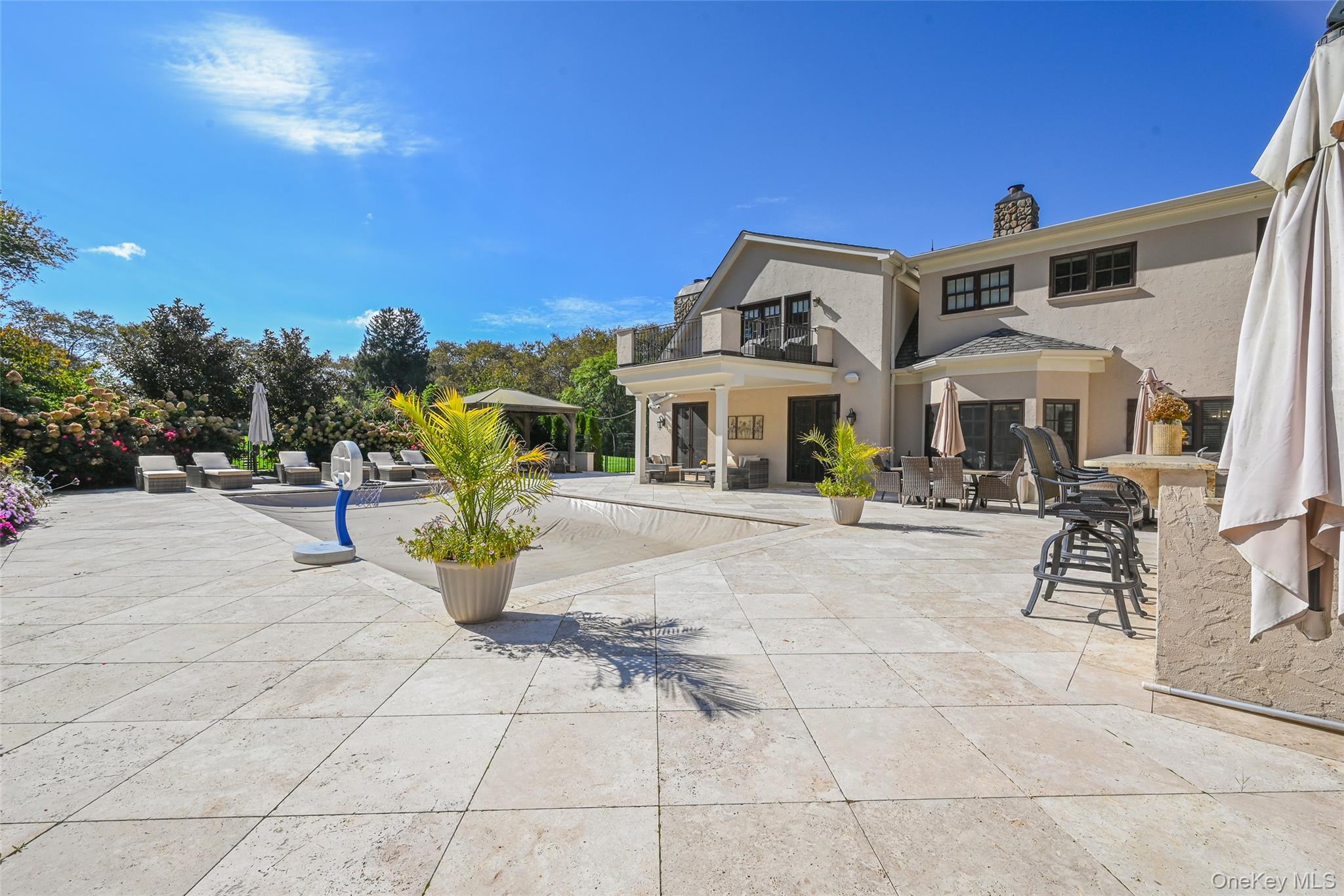 #16 photo, 15 High Ridge Lane, Matinecock , NY 11771