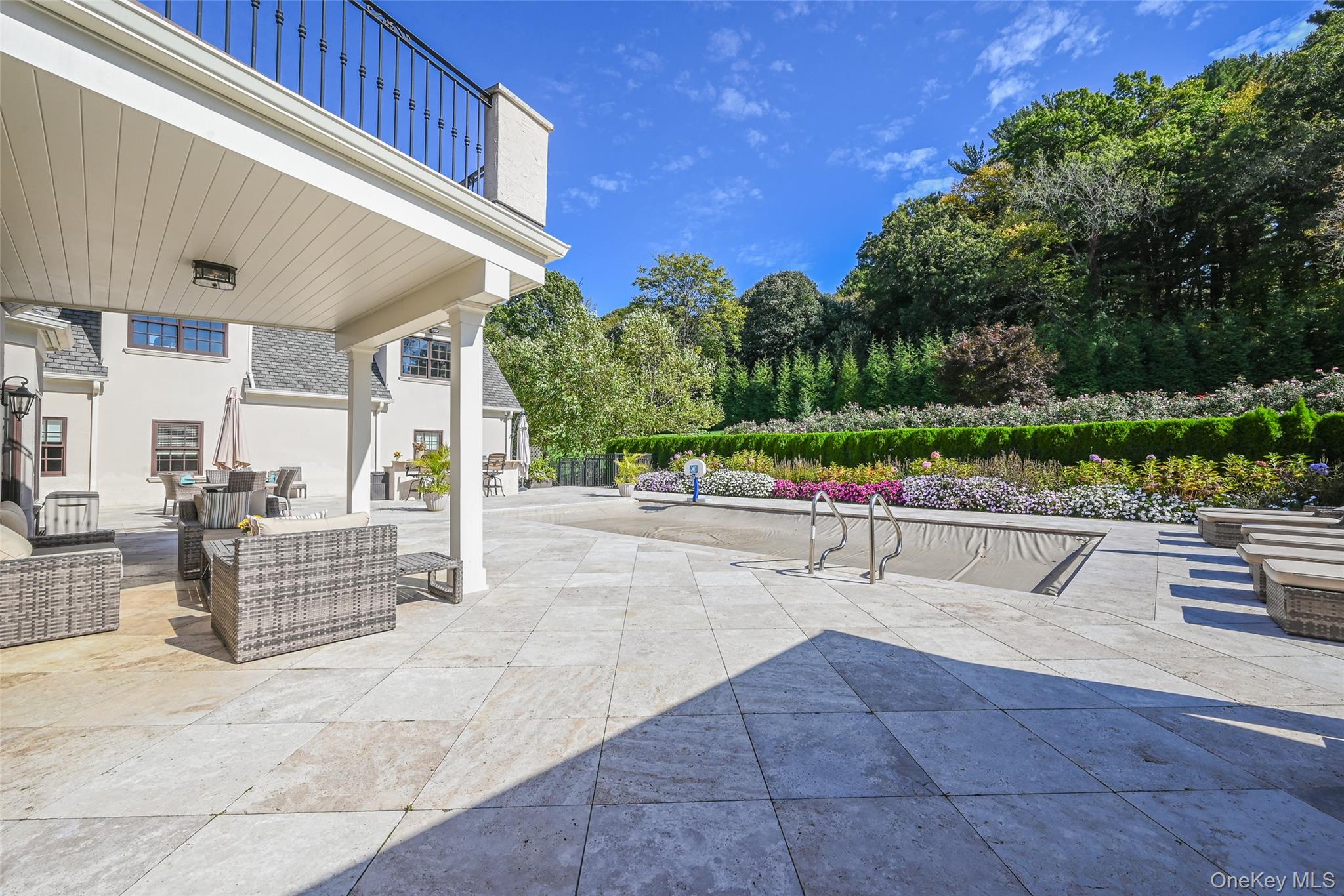 #17 photo, 15 High Ridge Lane, Matinecock , NY 11771