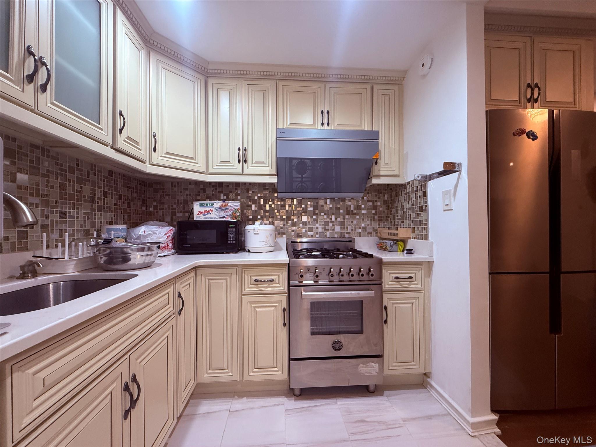 #6 photo, 144-54 Sanford Avenue, Куинс ‖ Flushing , NY 11354