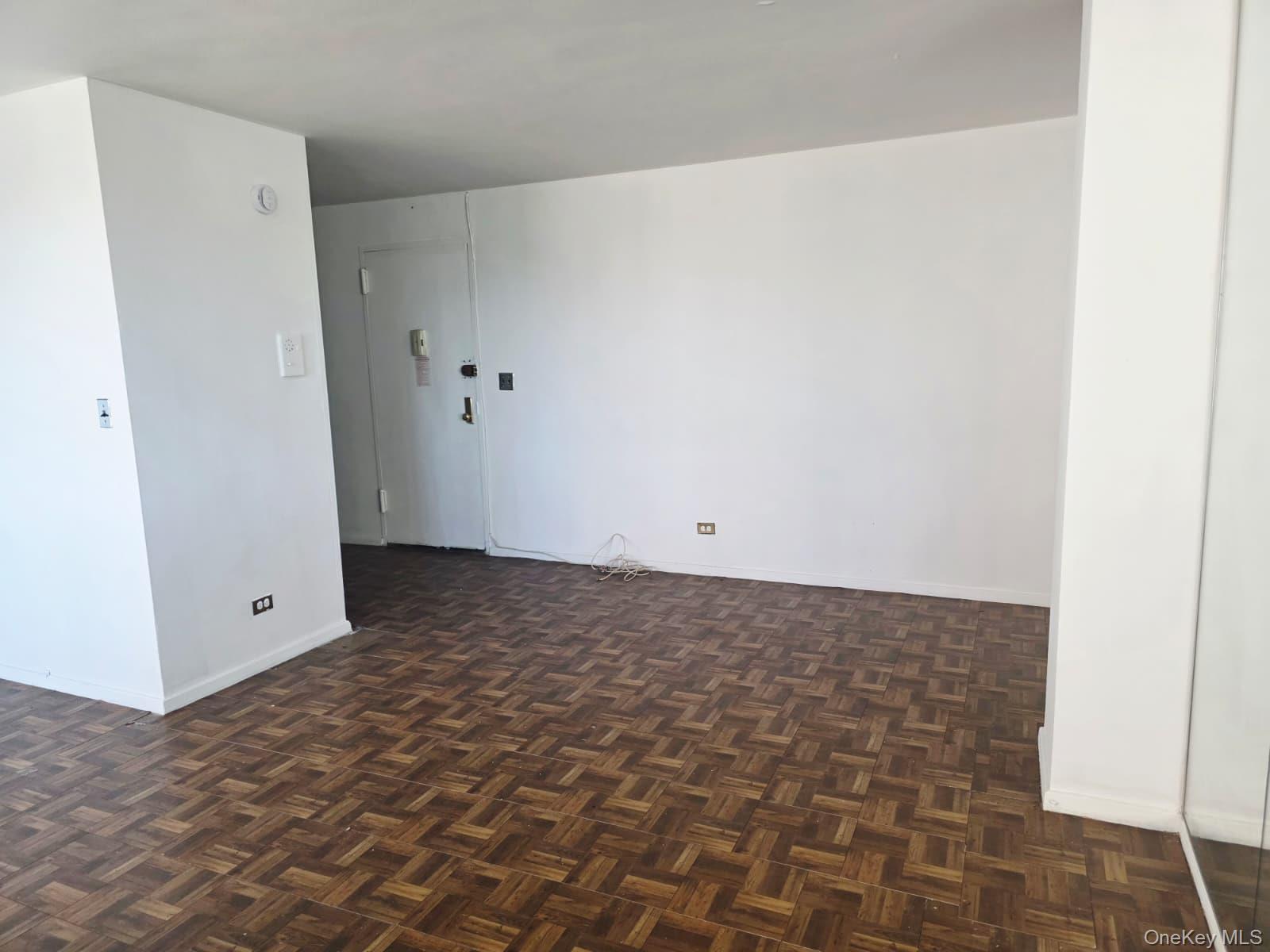 #9 photo, 16420 Highland Avenue, Jamaica Hills , NY 11432