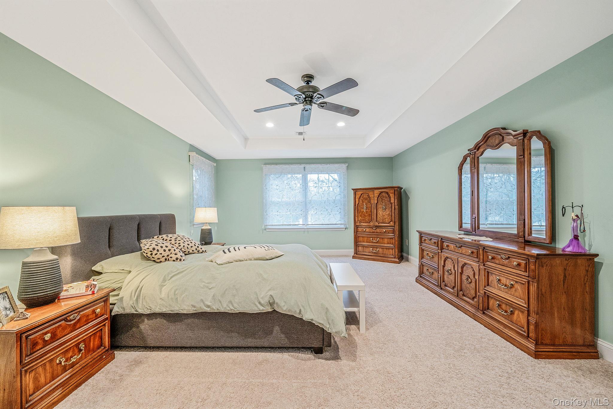 #19 photo, 152 Wood, מחוז סאפוק Centereach , NY 11720