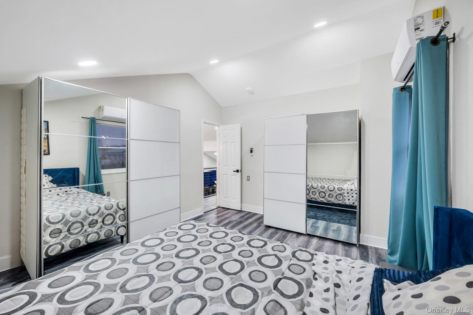 #15 photo, 15 Drake Avenue, Саффолк ‖ Bellport , NY 11713