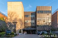 #1 photo, 29 Barstow, גרייט נק Great Neck , NY 11021