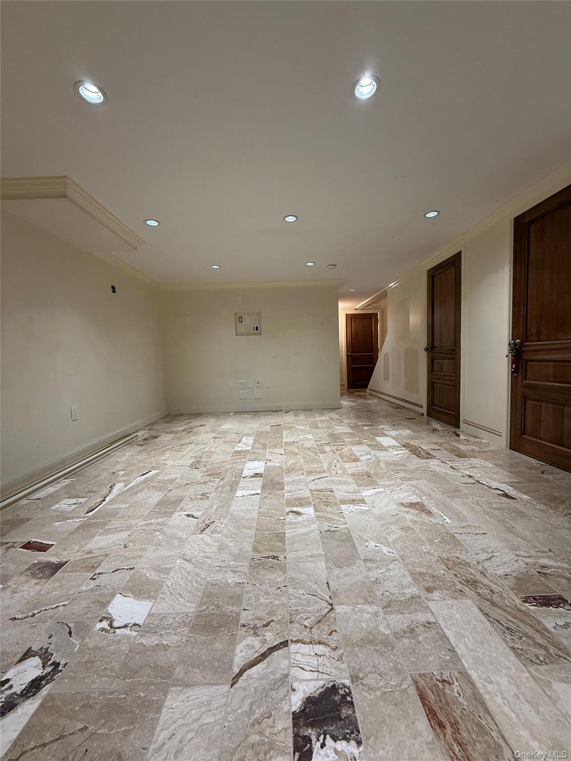 #7 photo, 406 Hinsdale Street, Brooklyn , NY 11207