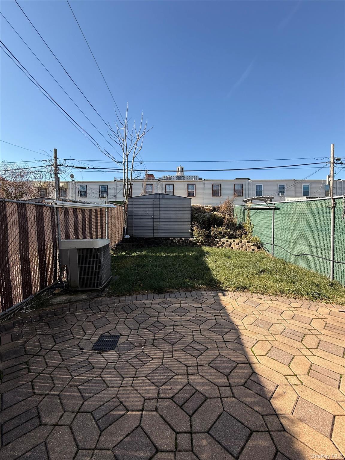 #9 photo, 406 Hinsdale Street, Brooklyn , NY 11207