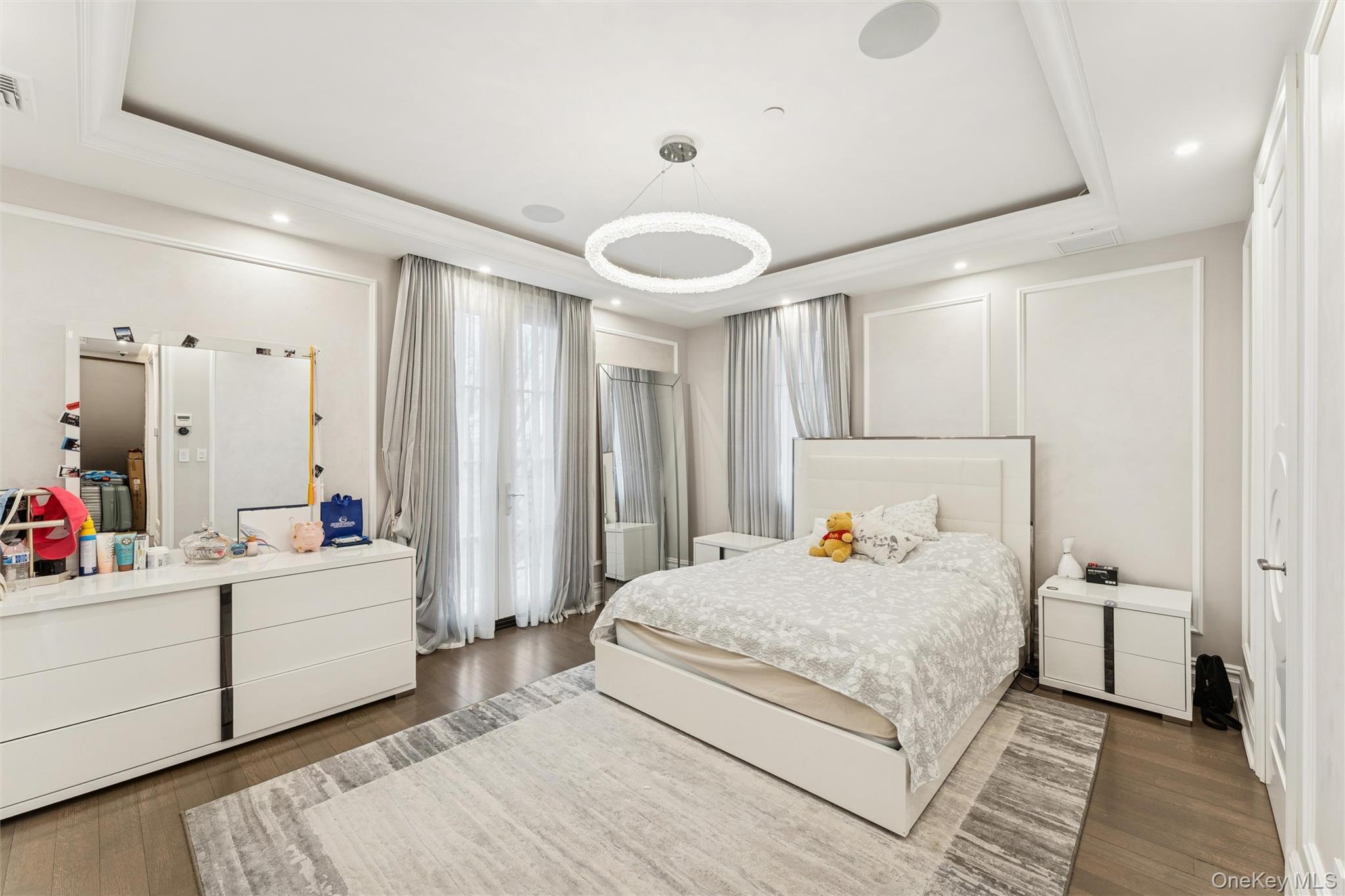 #16 photo, 81-05 139th Street, Briarwood , NY 11435