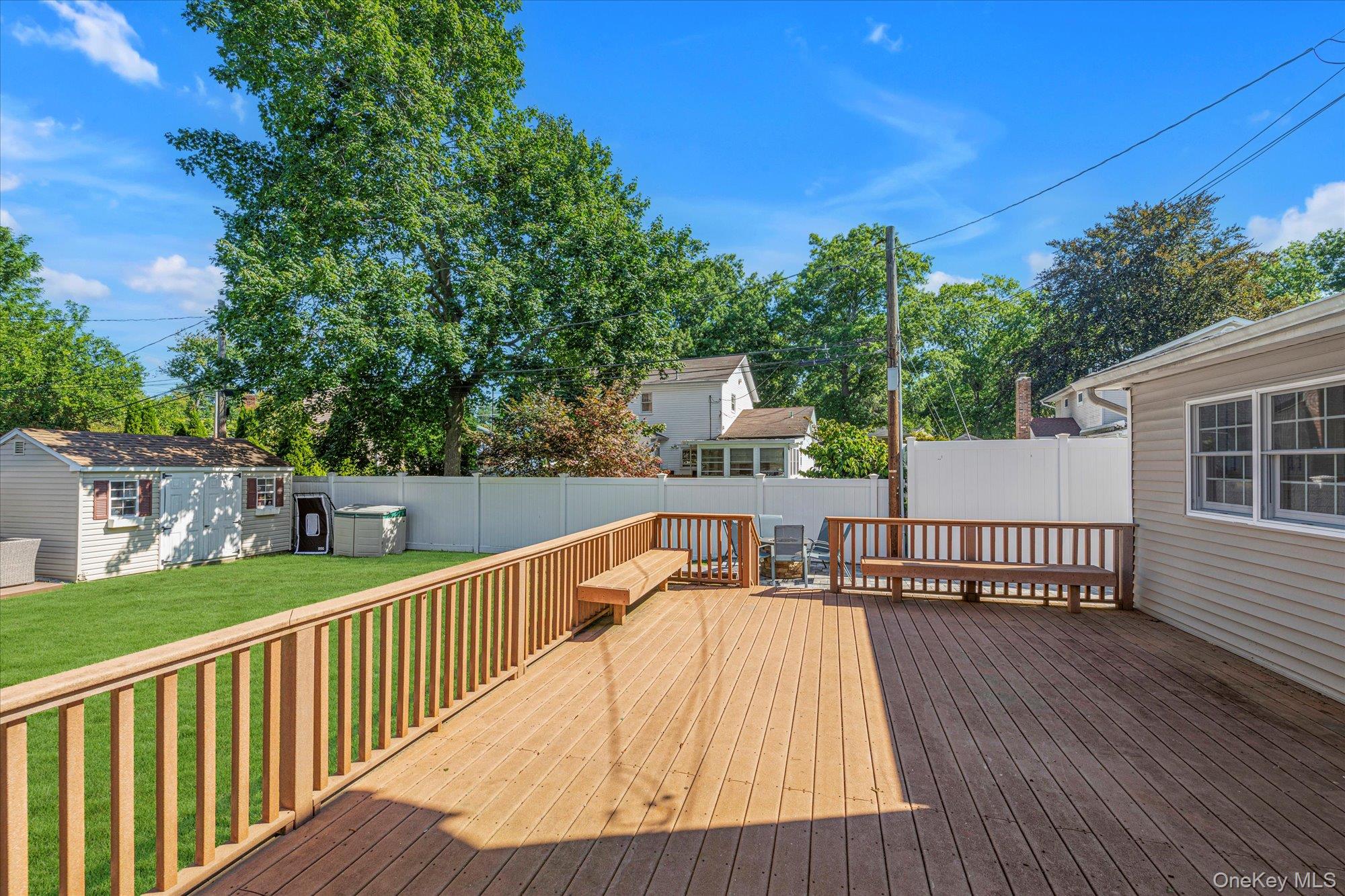 #17 photo, 702 10th Avenue, East Northport , NY 11731