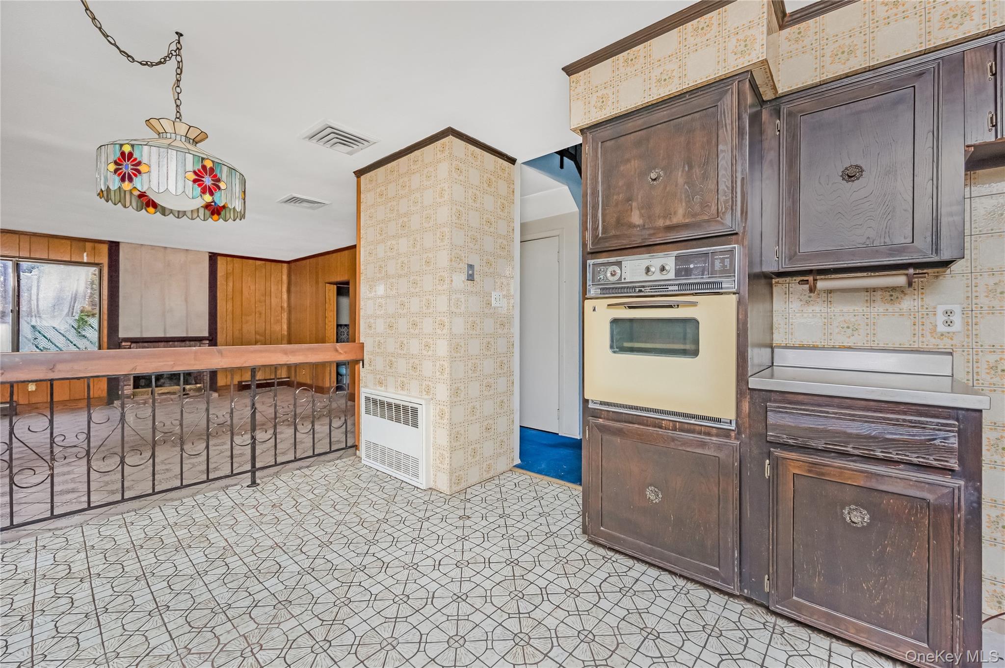 #11 photo, 21 Hitching Post Lane, מחוז נסאו Glen Cove , NY 11542