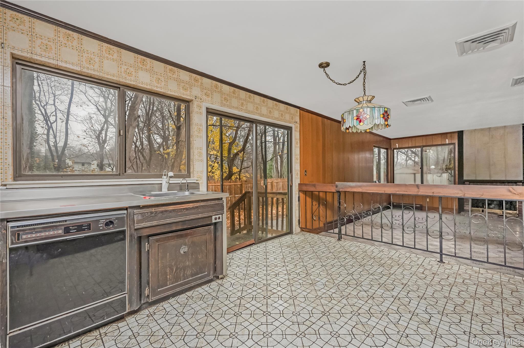 #12 photo, 21 Hitching Post Lane, מחוז נסאו Glen Cove , NY 11542