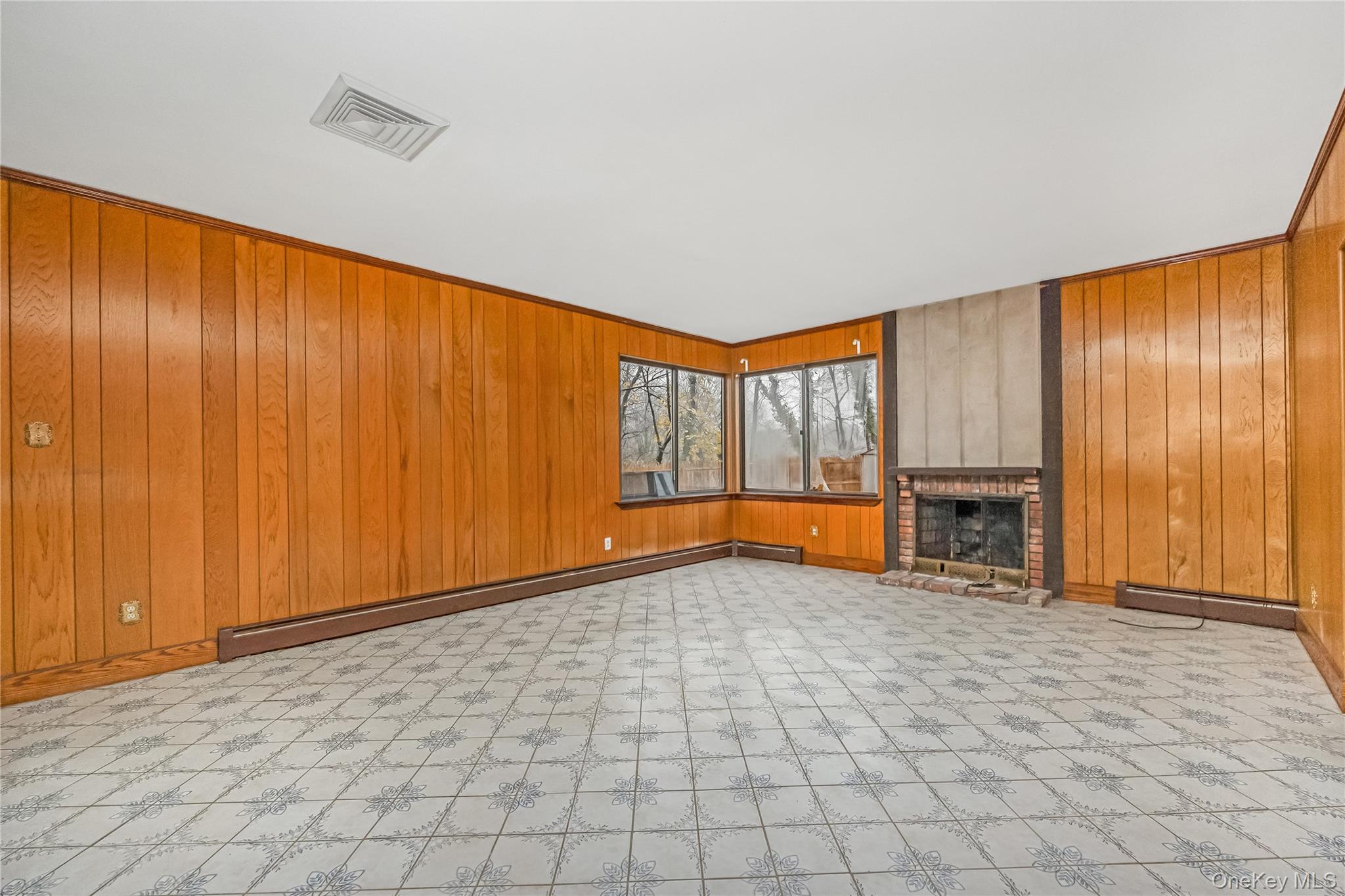 #14 photo, 21 Hitching Post Lane, מחוז נסאו Glen Cove , NY 11542