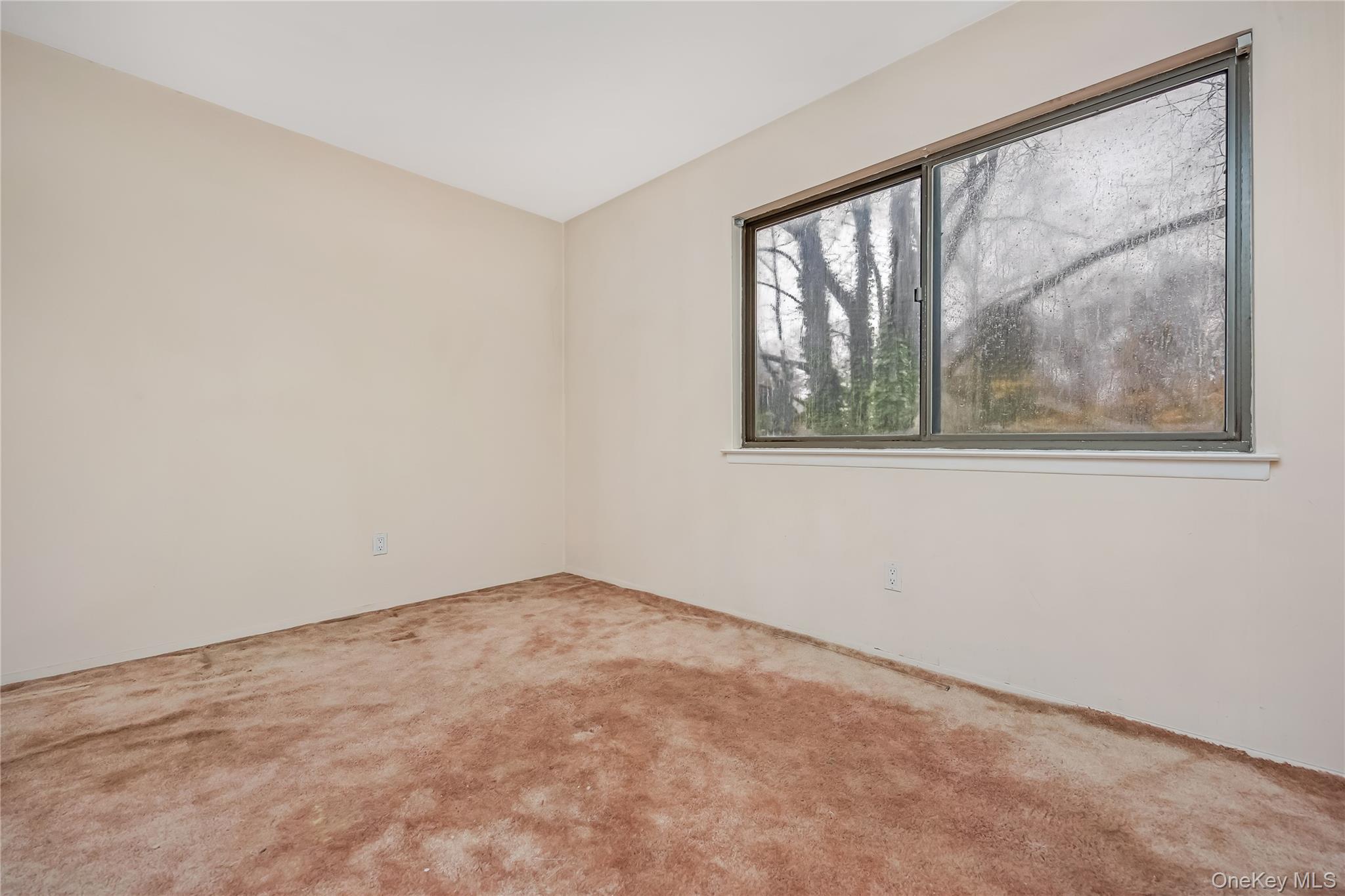 #17 photo, 21 Hitching Post Lane, מחוז נסאו Glen Cove , NY 11542