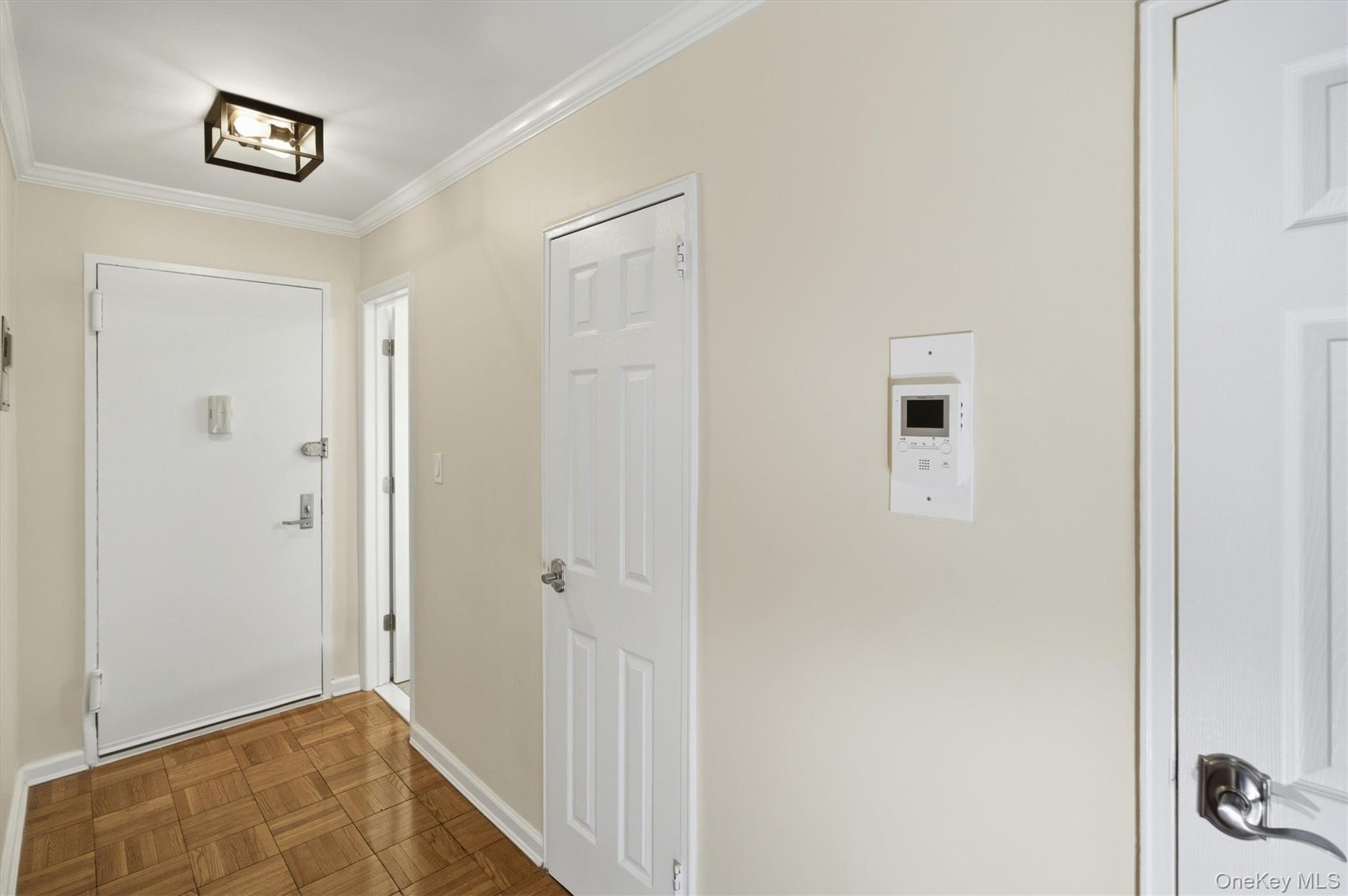 #2 photo, 25 Chapel Pl., Great Neck , NY 11021