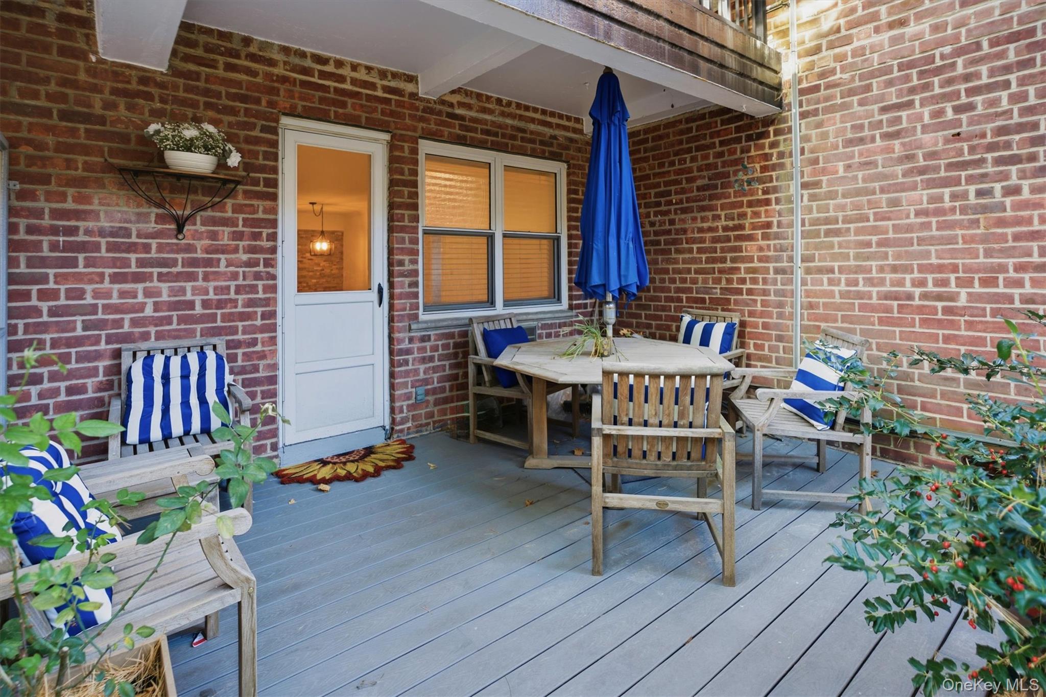 #20 photo, 25 Chapel Pl., Great Neck , NY 11021