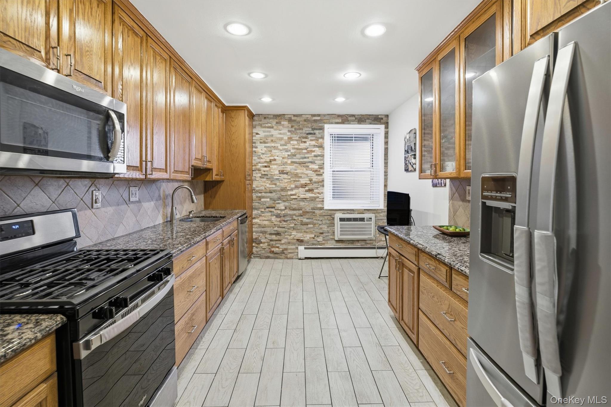 #7 photo, 25 Chapel Pl., Great Neck , NY 11021