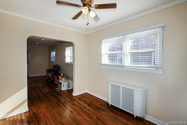 #5 photo, 665 FOCH Boulevard, Williston Park , NY 11596