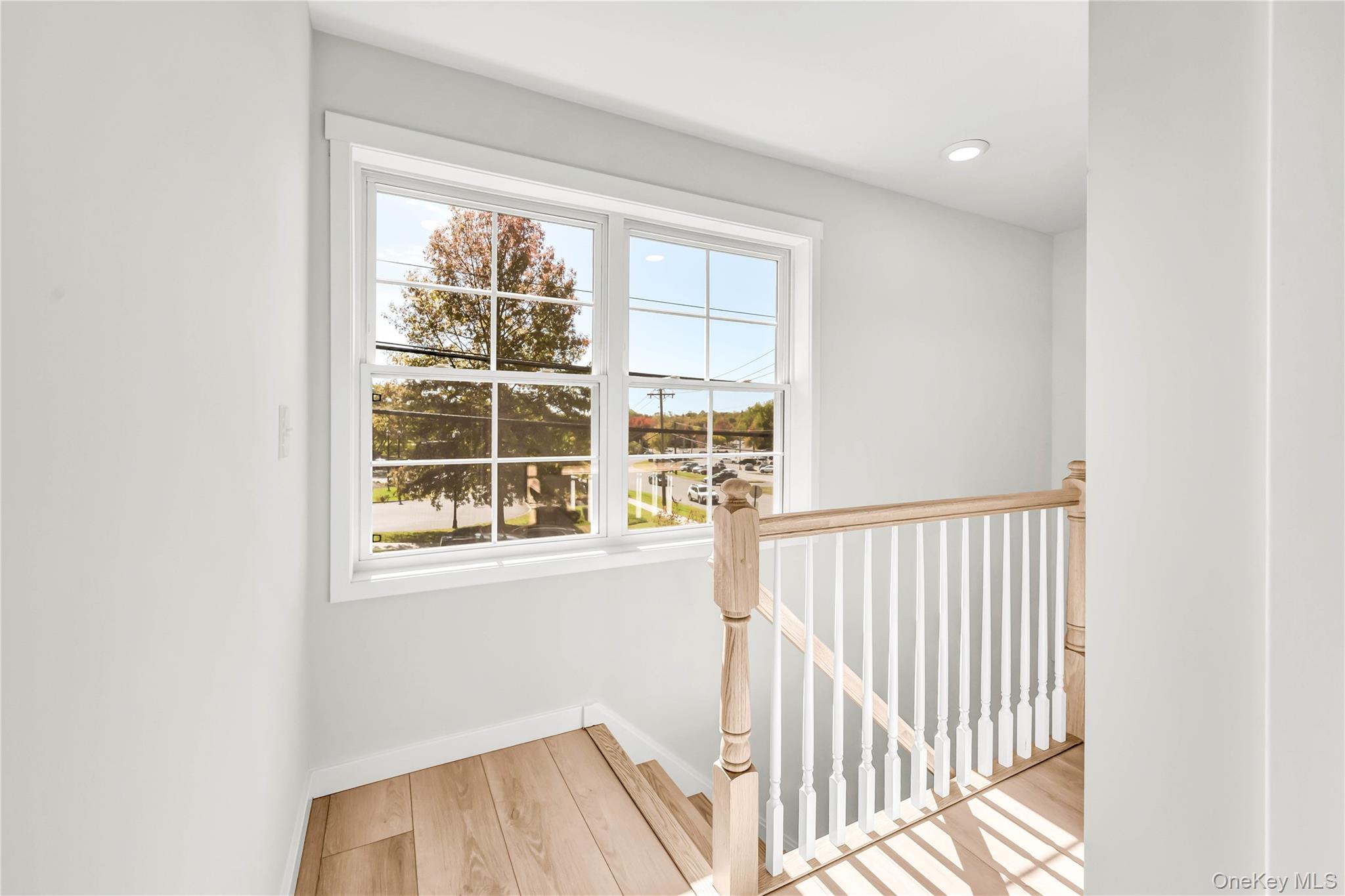 #15 photo, 670 E Main Street, Jefferson Valley , NY 10535