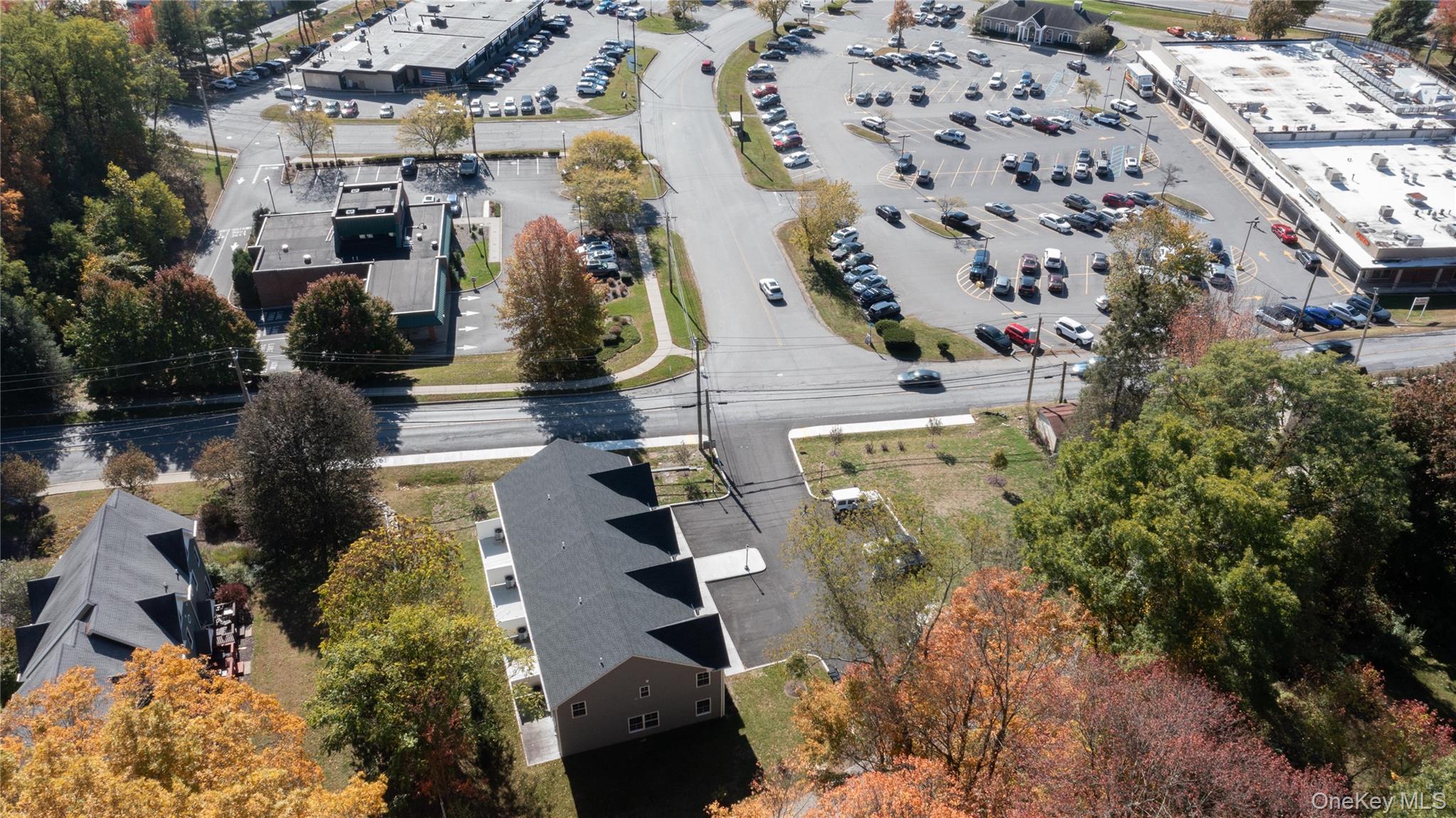 #4 photo, 670 E Main Street, Jefferson Valley , NY 10535