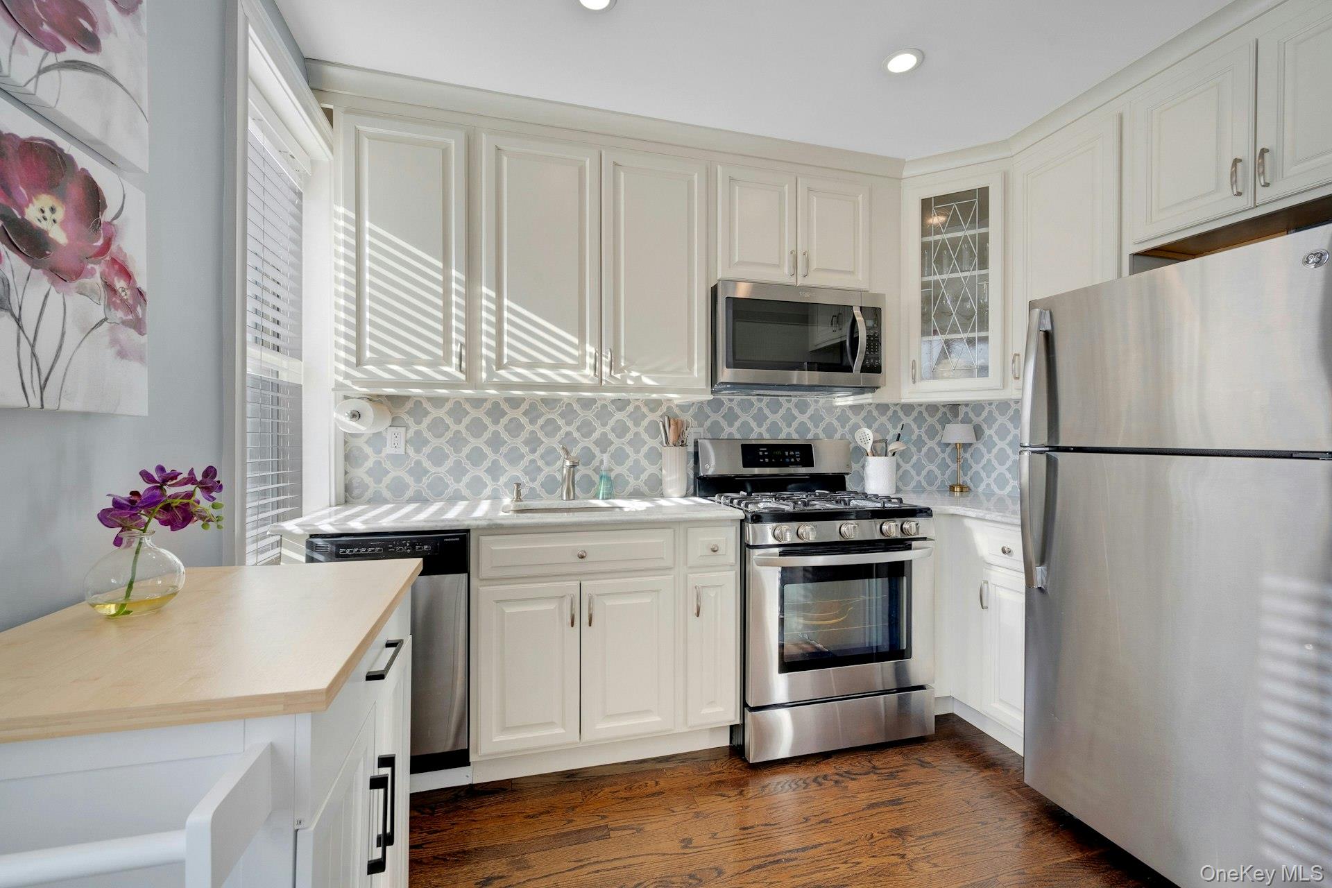 #11 photo, 280 Bronxville Road, 布朗士 Bronxville , NY 10708