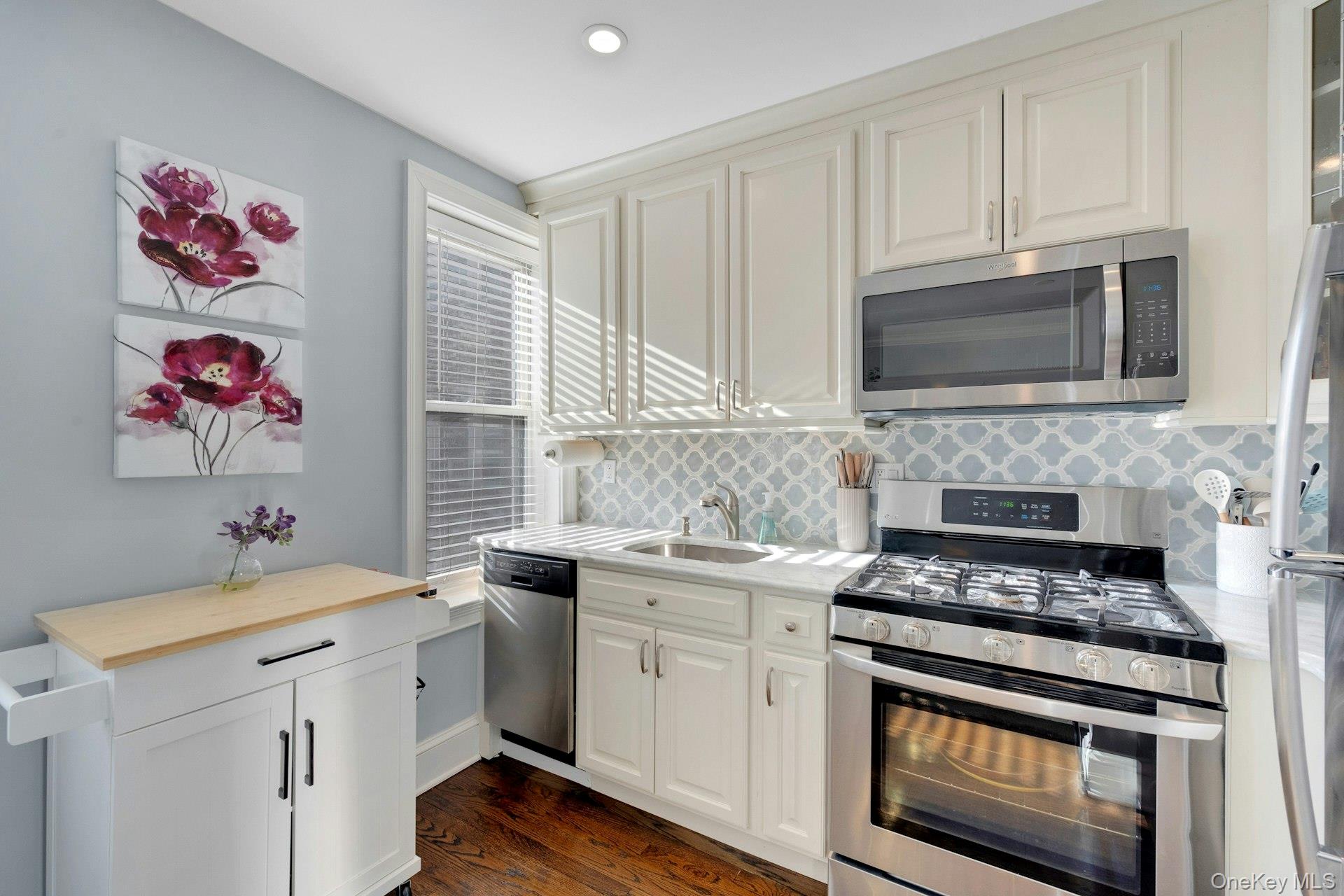 #13 photo, 280 Bronxville Road, 布朗士 Bronxville , NY 10708