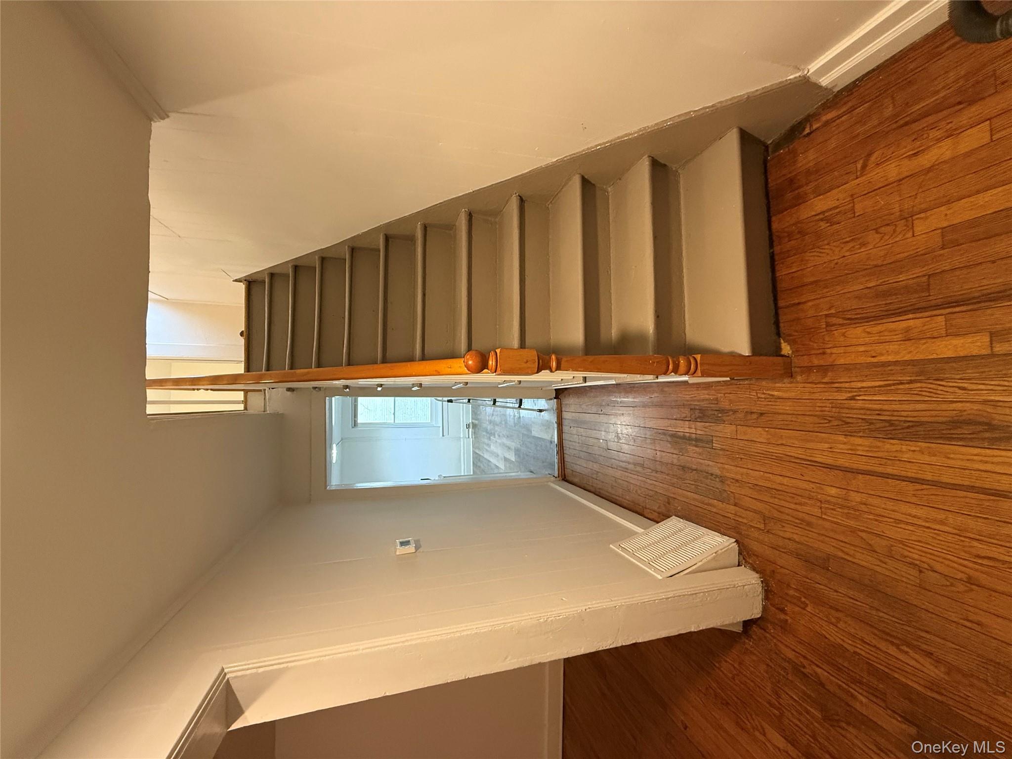 #4 photo, 95 S Hamilton Street, Poughkeepsie , NY 12601