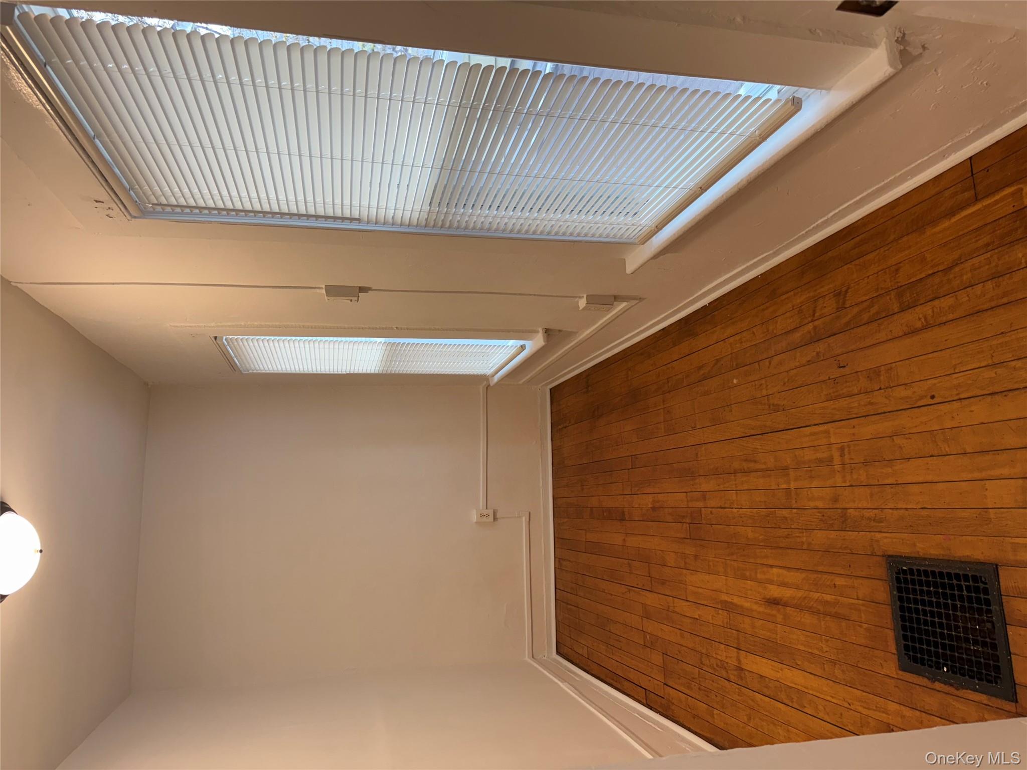 #9 photo, 95 S Hamilton Street, Poughkeepsie , NY 12601