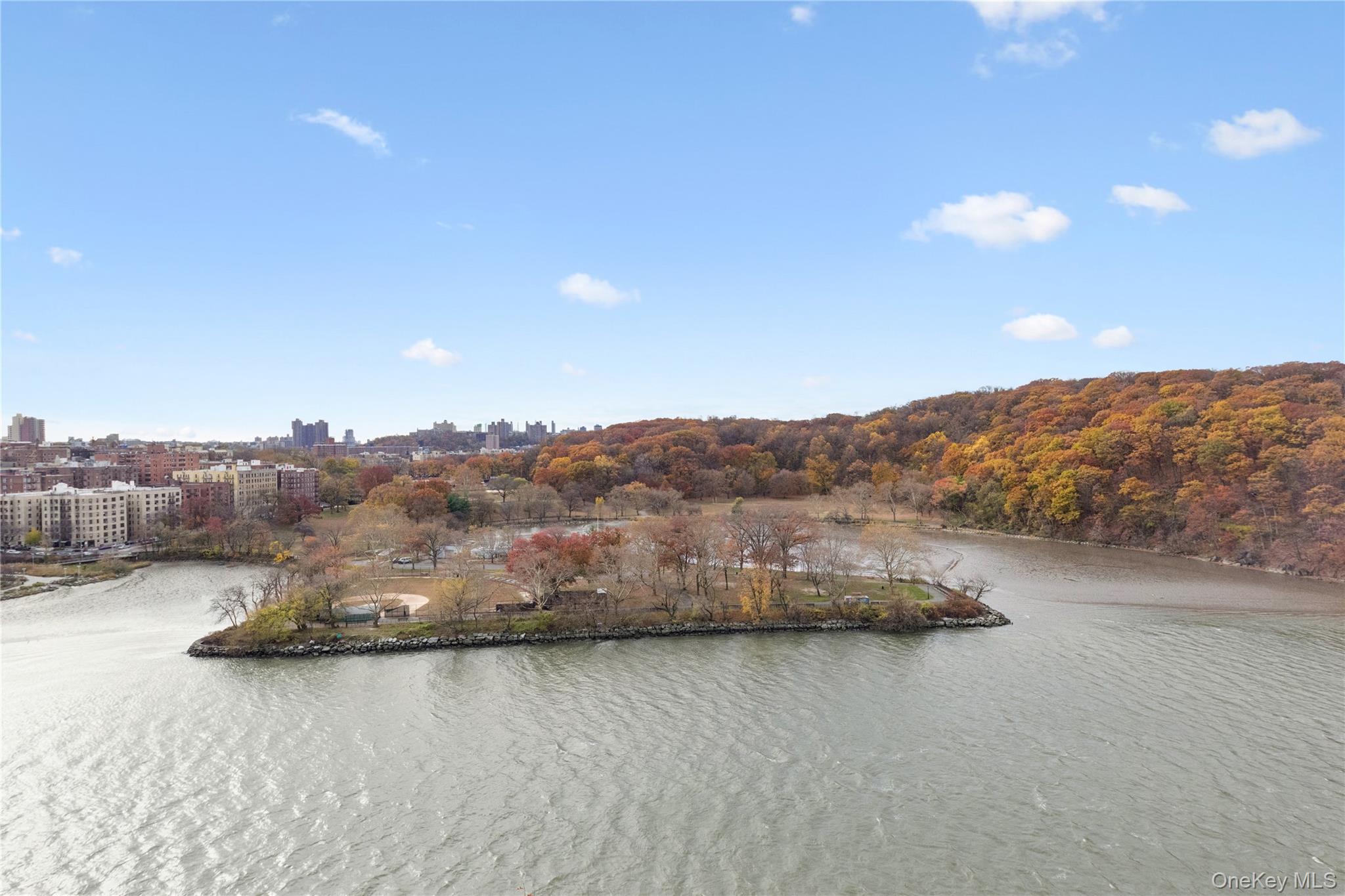 #15 photo, 2400 Johnson Avenue, Bronx , NY 10463