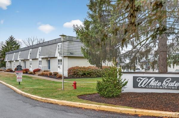 #1 photo, 15 White Gate Road, 뉴욕주 Wappingers Falls , NY 12590