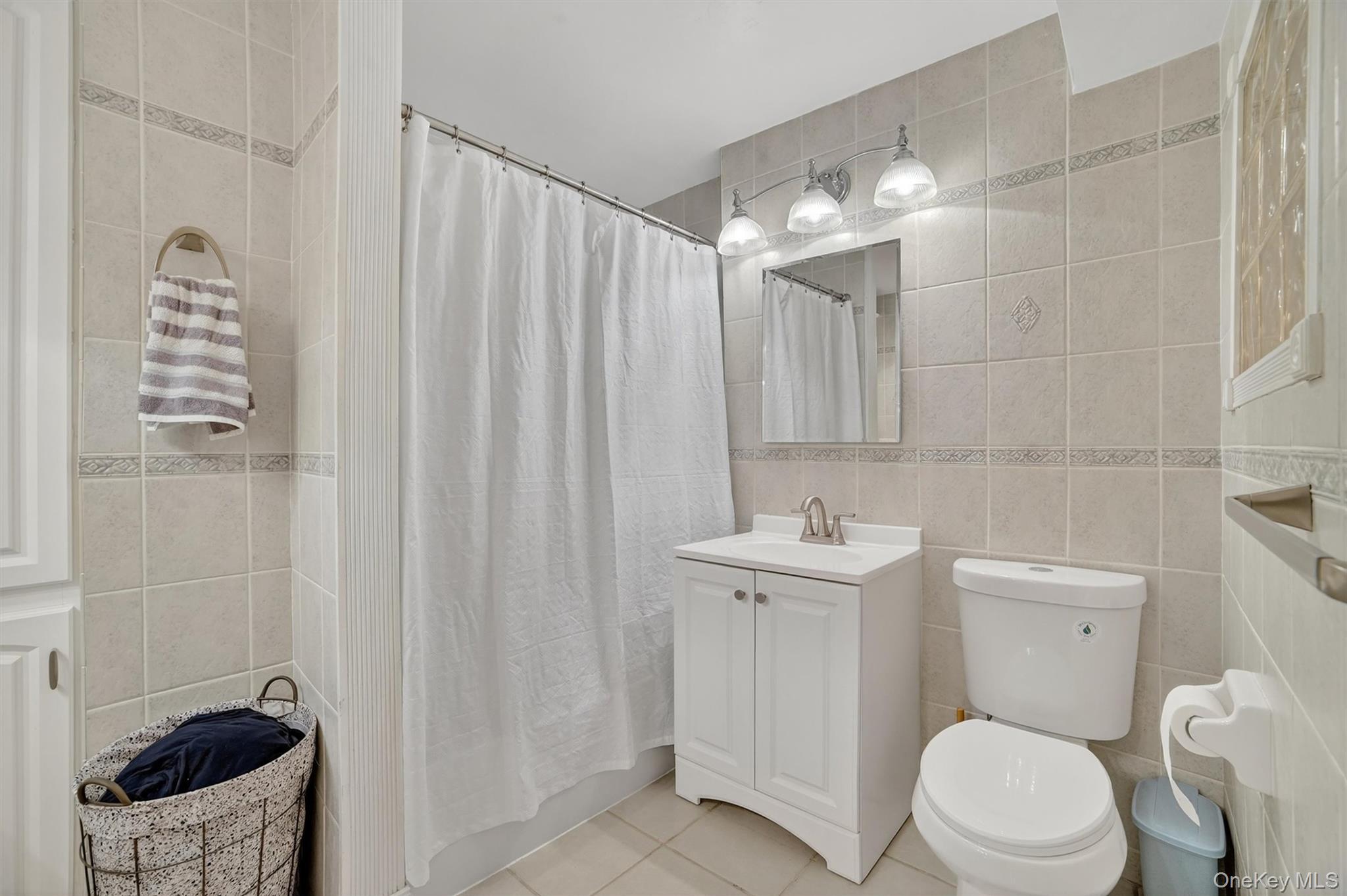 #15 photo, 377 Westchester Avenue, Port Chester , NY 10573