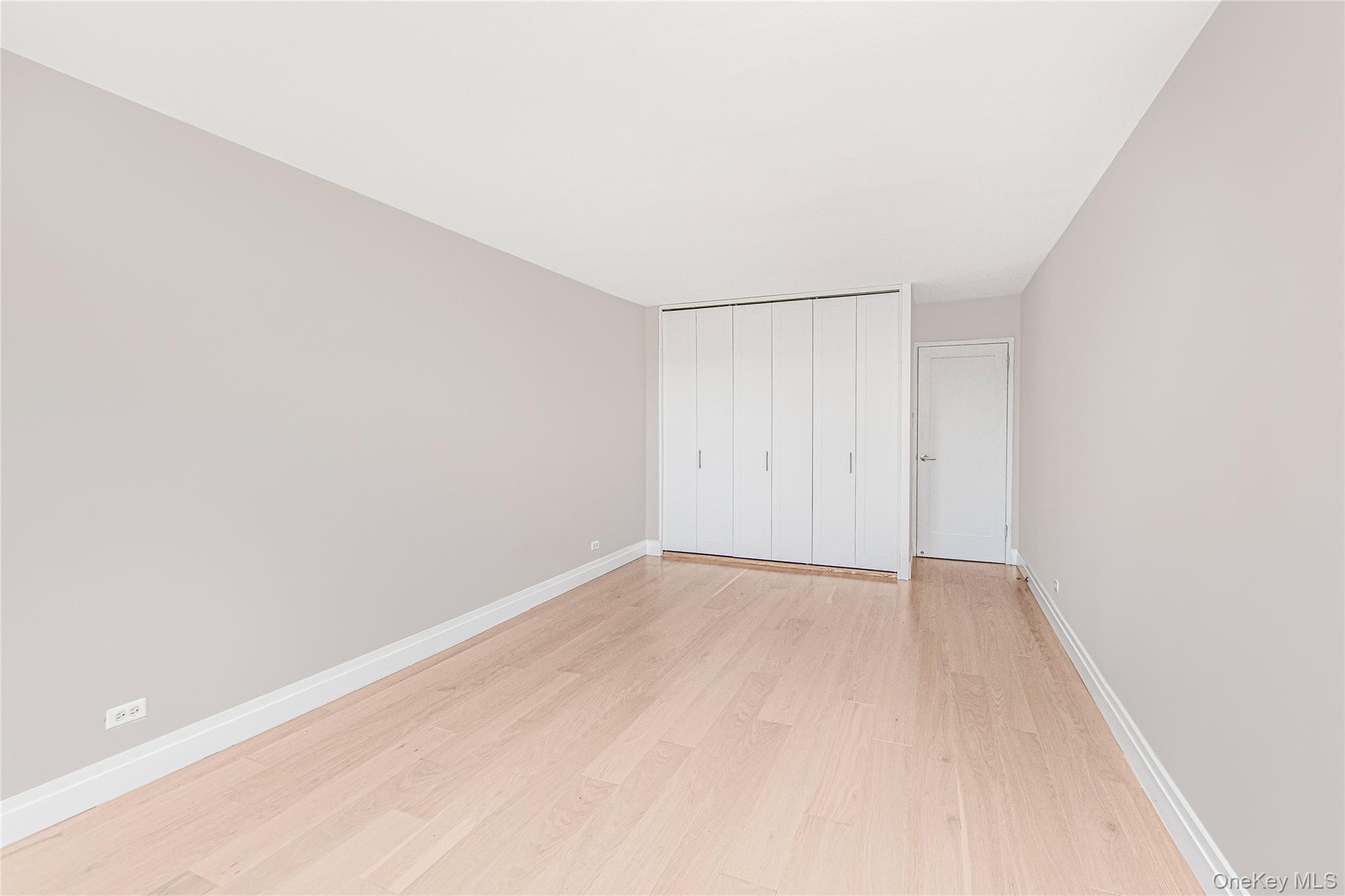 #7 photo, 2500 Johnson Avenue, 布朗士 Bronx , NY 10463