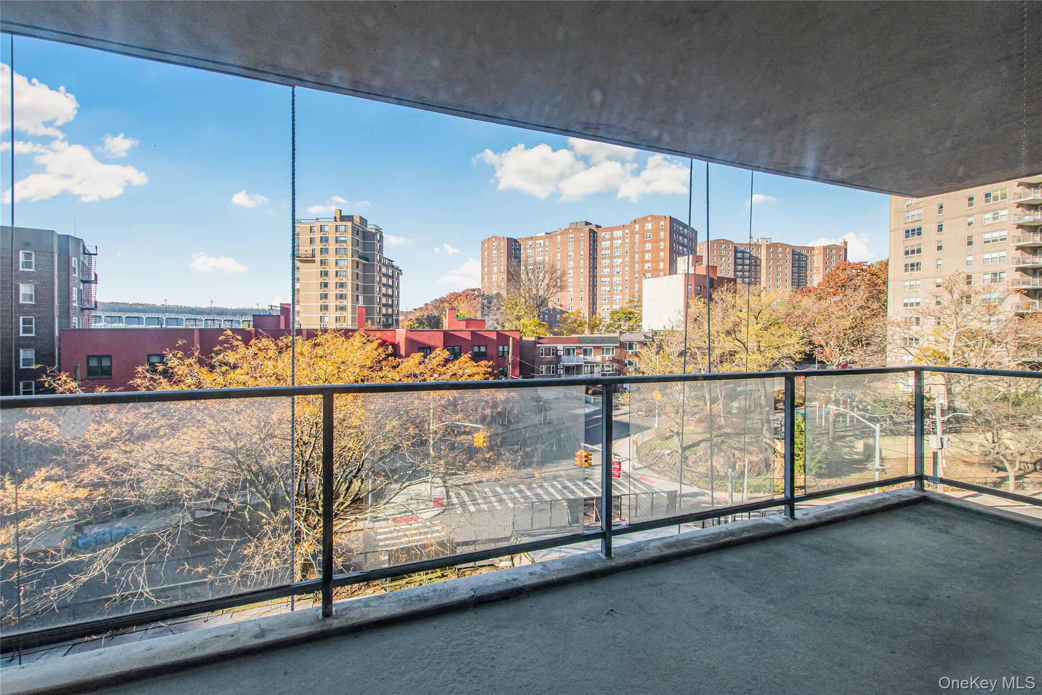 #9 photo, 2500 Johnson Avenue, 布朗士 Bronx , NY 10463