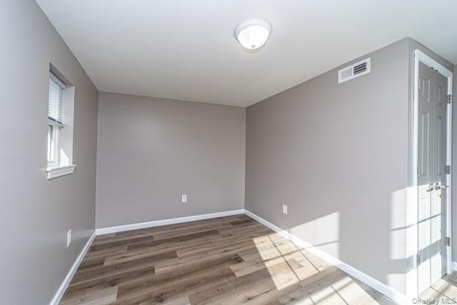 #5 photo, 905 Tower Avenue, Maybrook , NY 12543