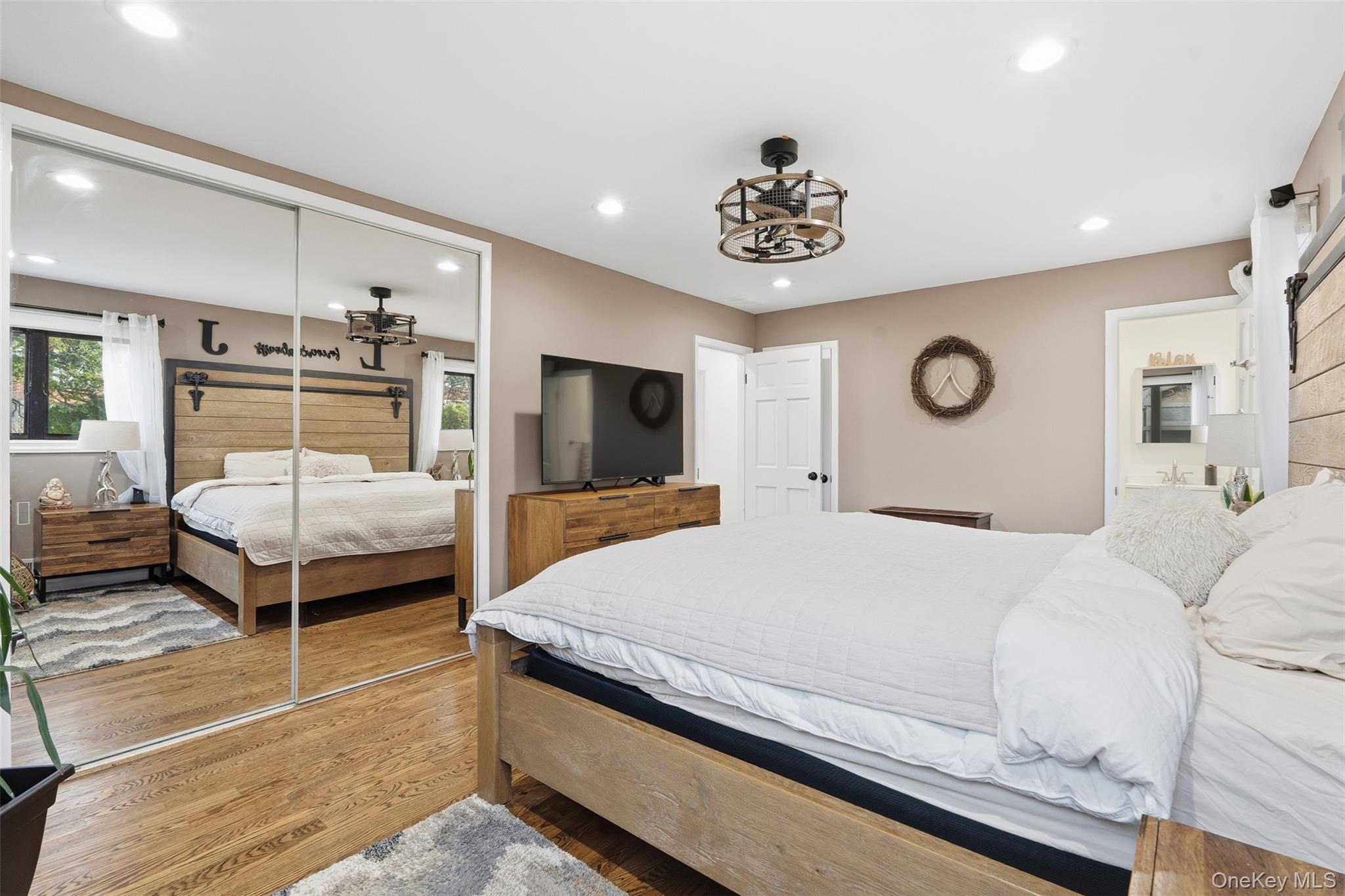 #10 photo, 76 Kensington Oval, New Rochelle , NY 10805