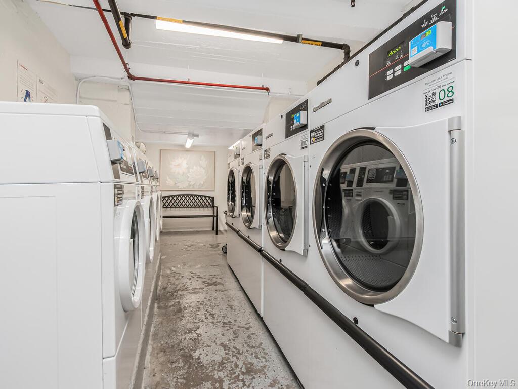 #10 photo, 645 W 239th Street, 브롱크스 Bronx , NY 10463