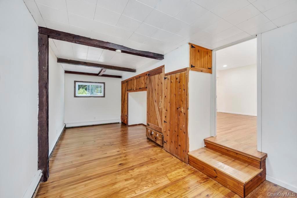 #13 photo, 468 Ferndale Boulevard, מחוז סאפוק Islip , NY 11751